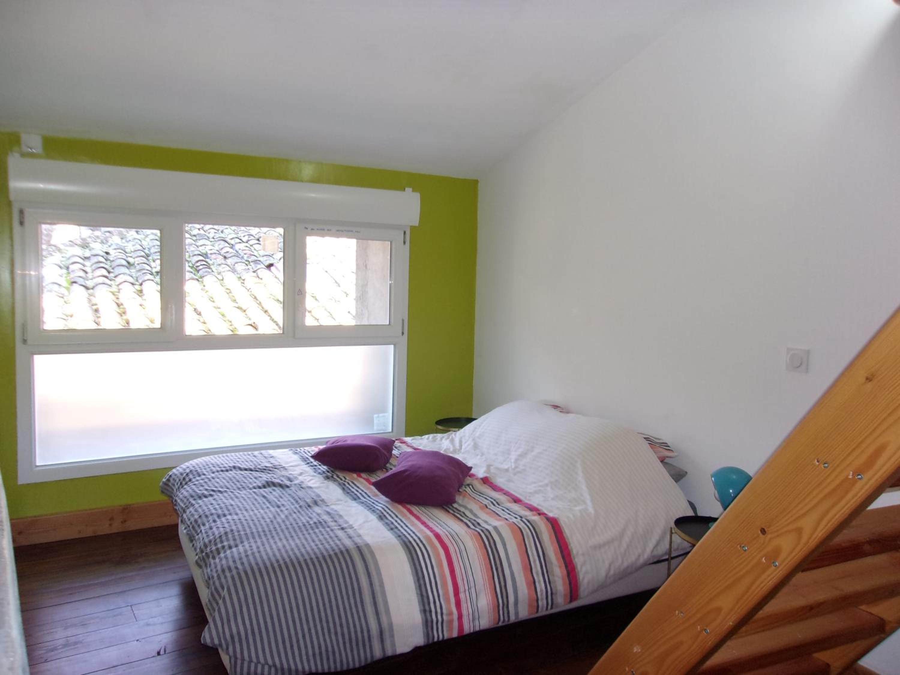 One-Bedroom Apartment - Photo 14