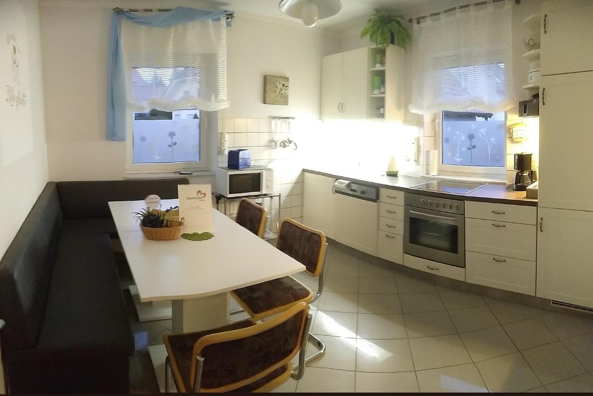Four-Bedroom House - Photo 5