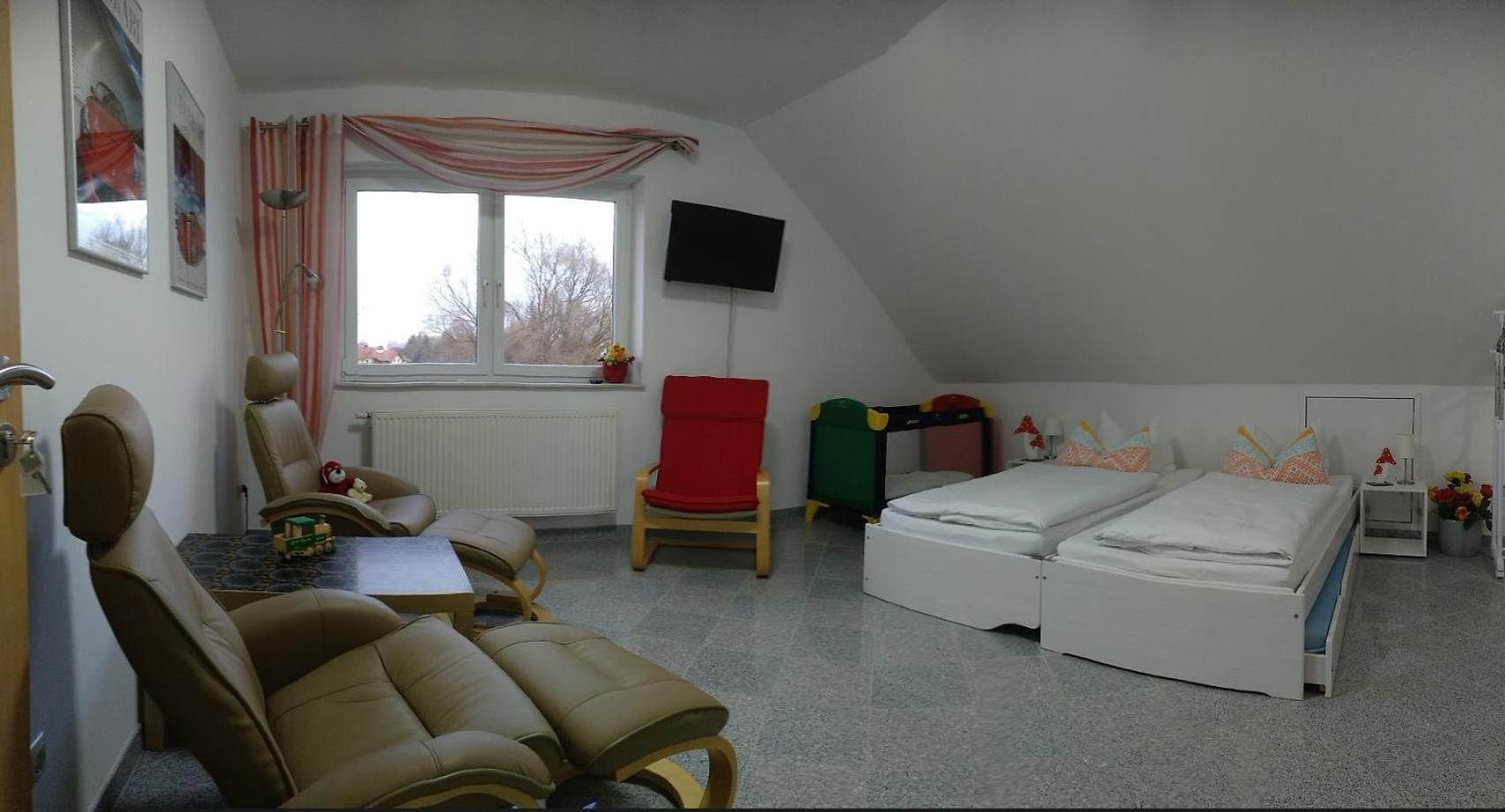 Four-Bedroom House - Photo 17