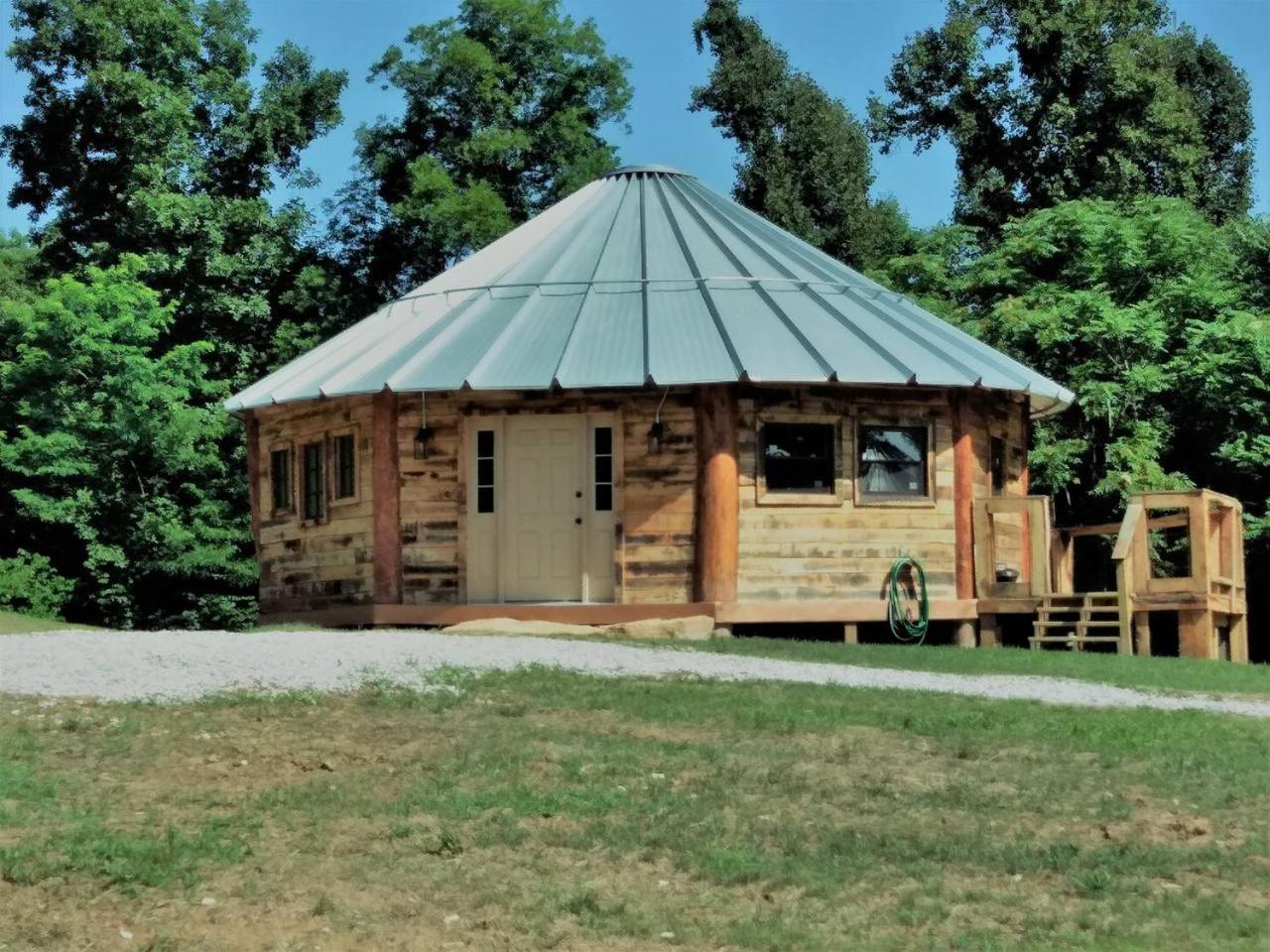 One-Bedroom House - Photo 5