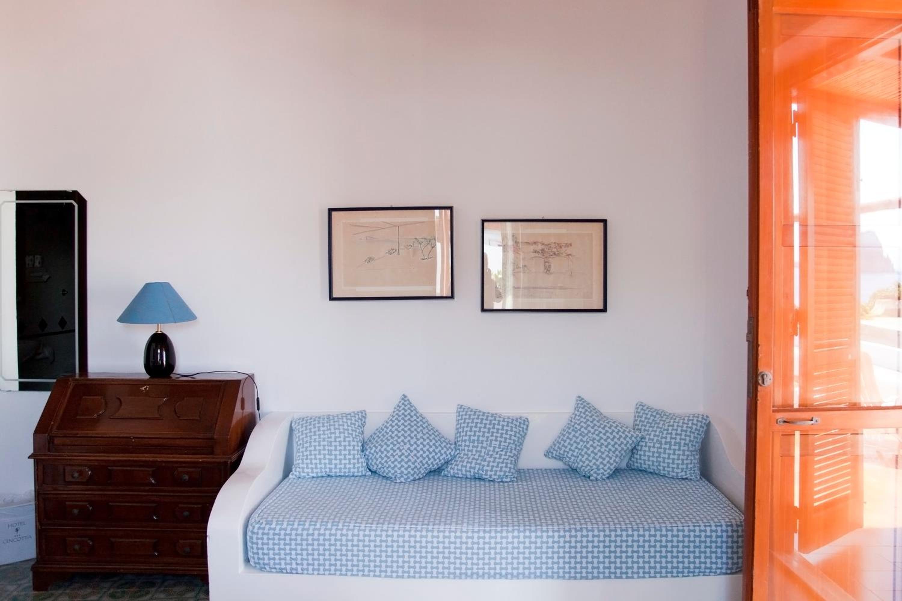 Triple Room - Photo 4