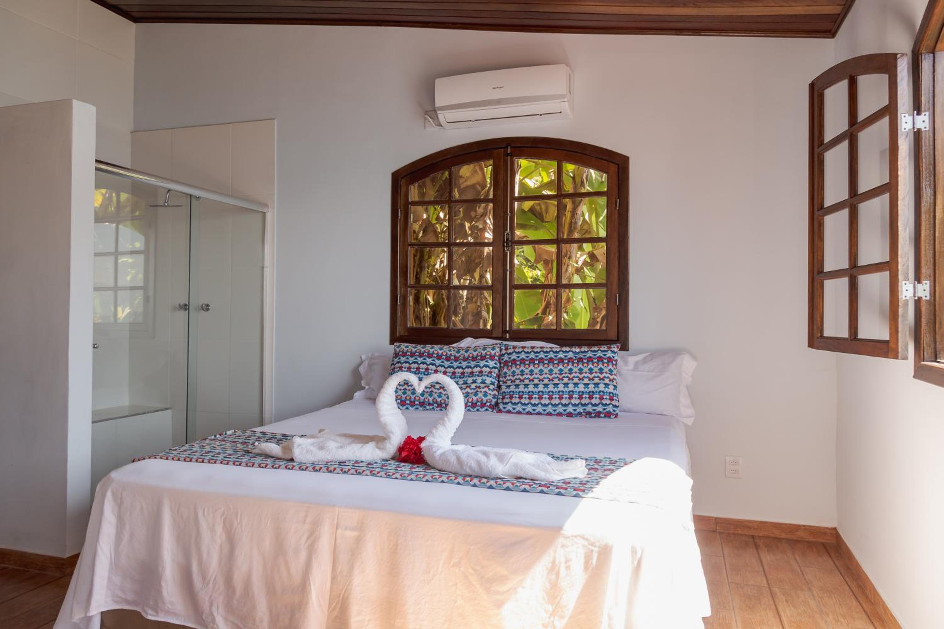 Deluxe King Room photo 3