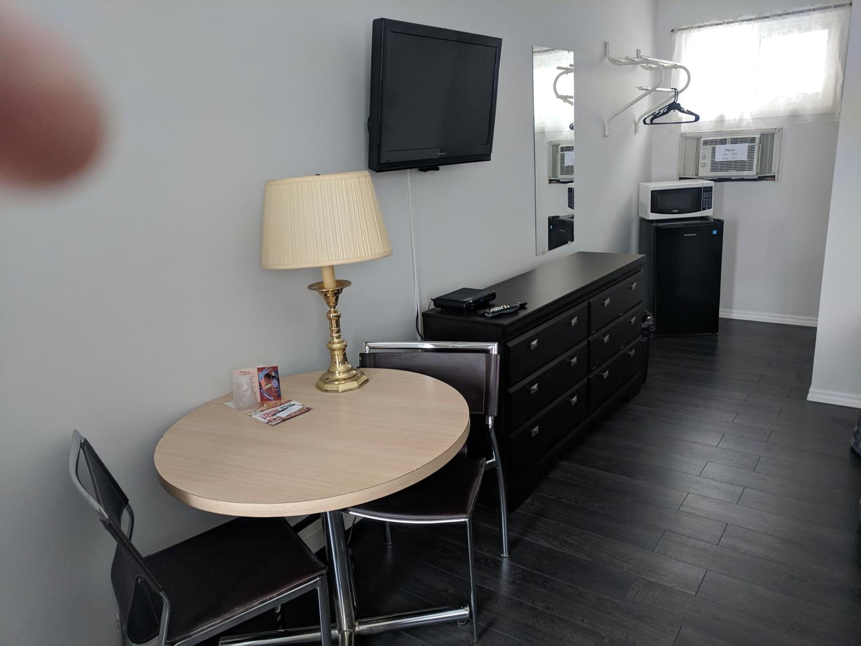 Double Room with Two Double Beds photo 1