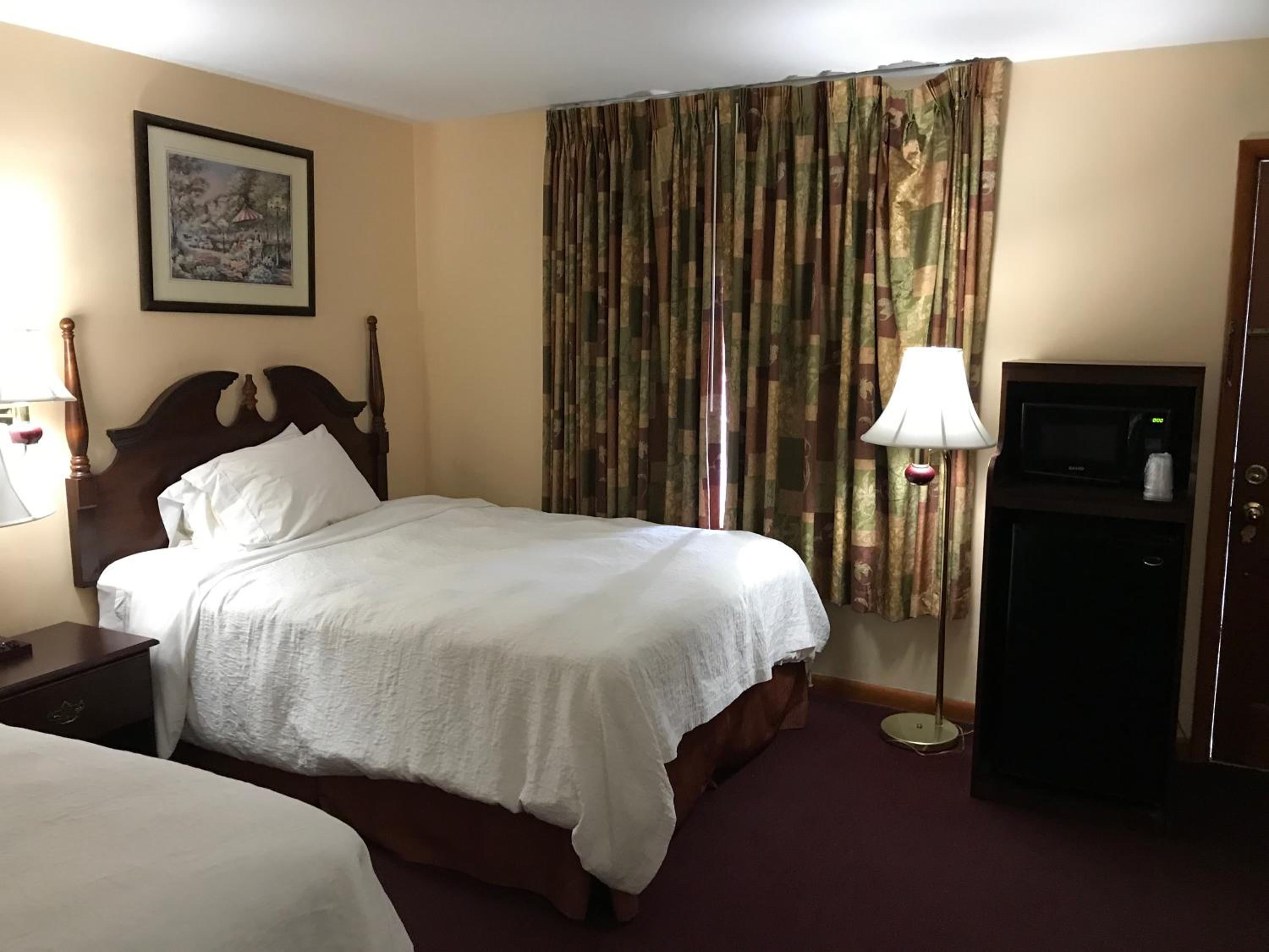 Double Room with Two Double Beds photo 2