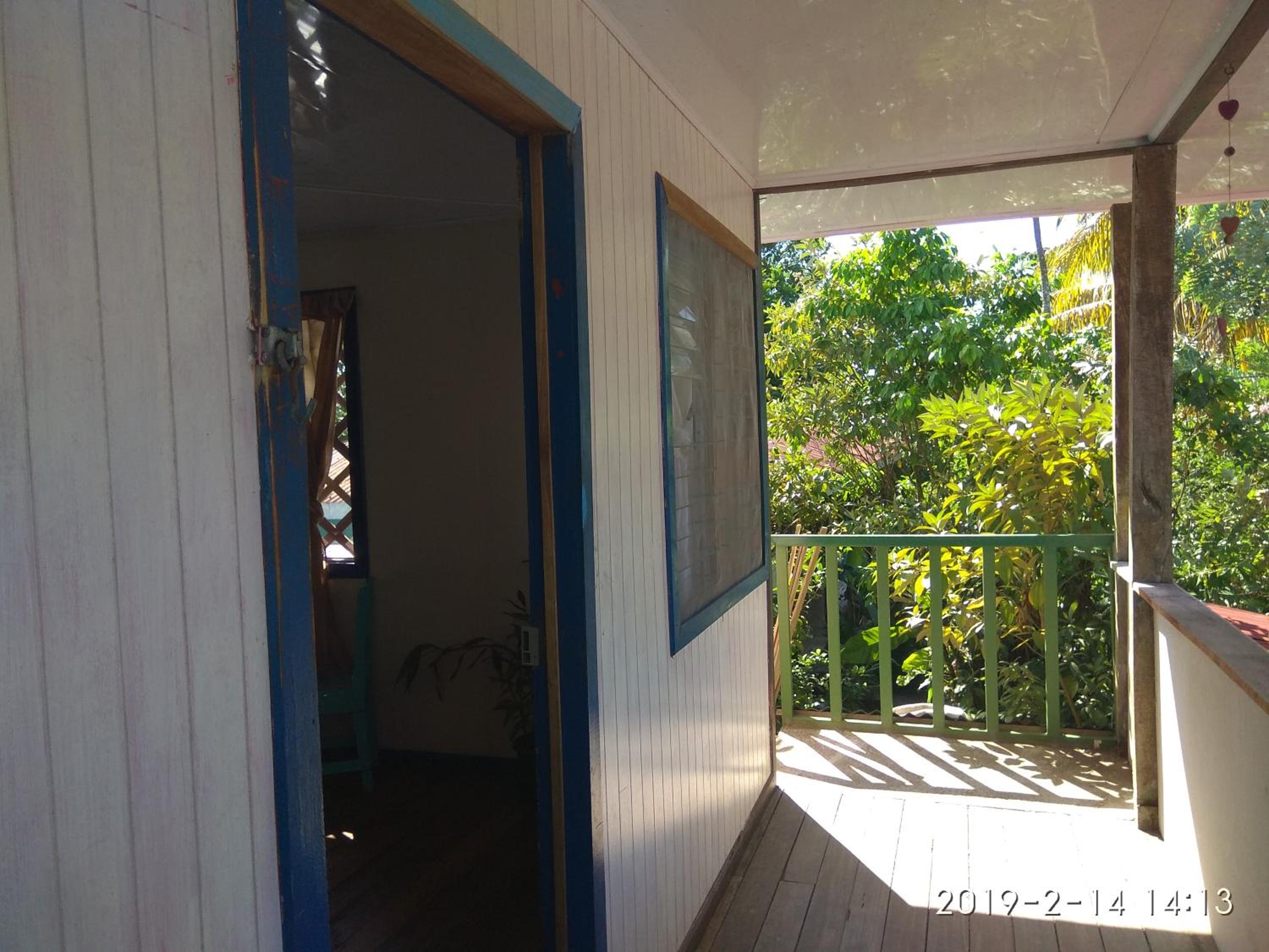 Standard Twin Room With Shared Bathroom photo 3