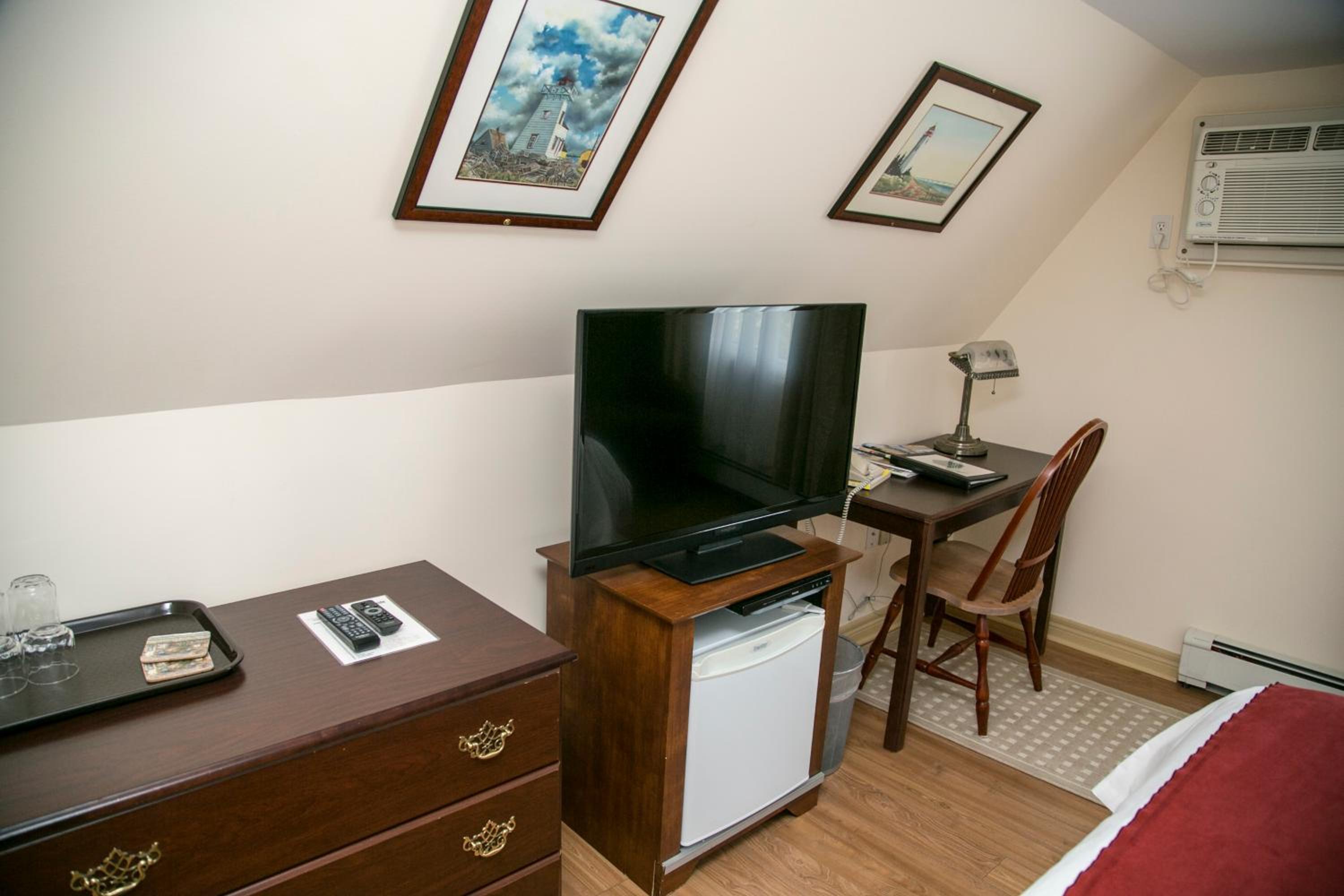 Queen Room photo 3