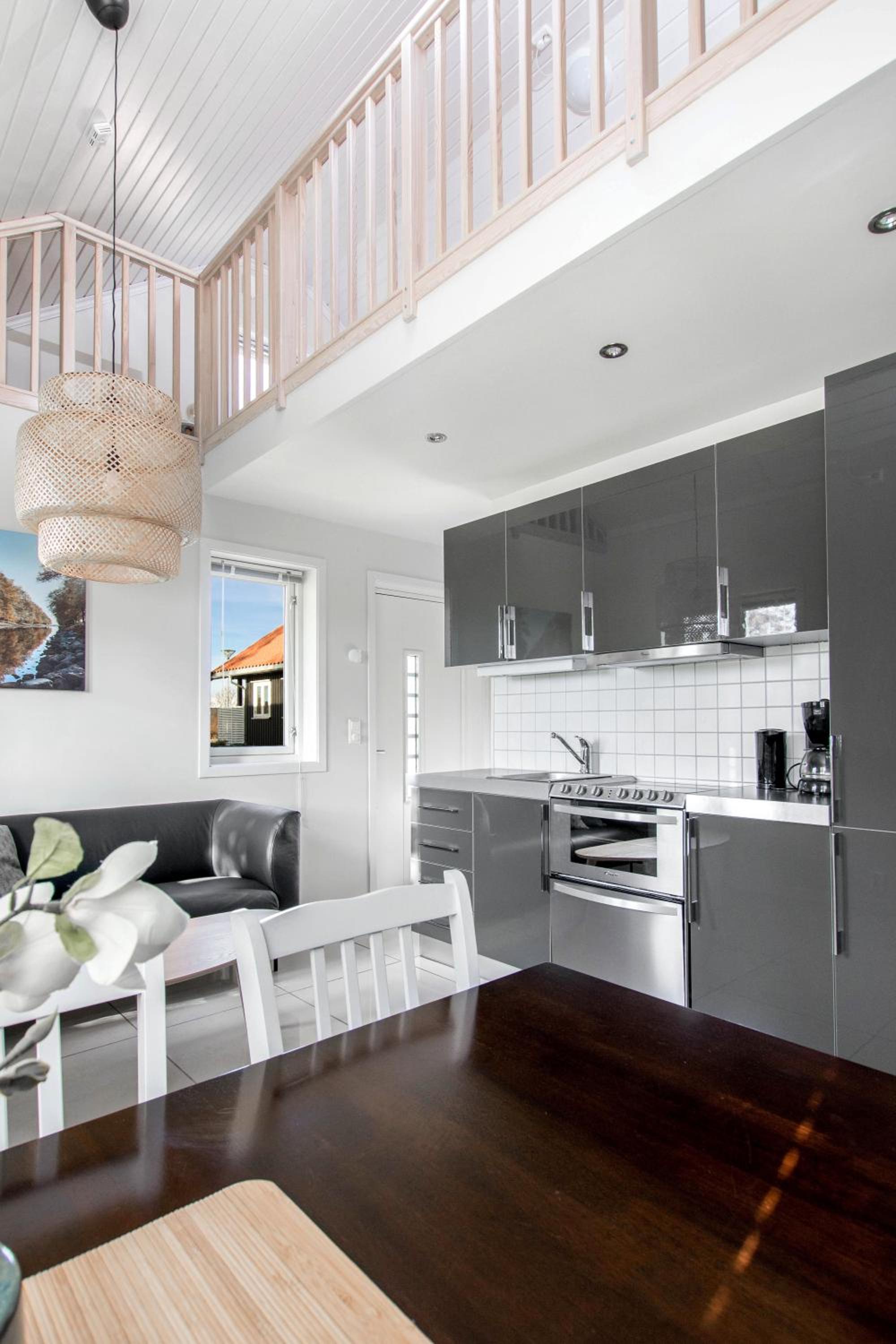 Two-Bedroom Apartment with Terrace - Photo 30