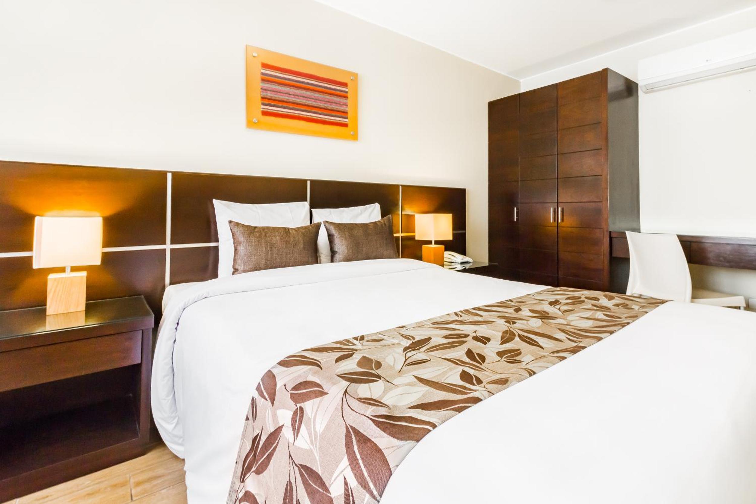 Queen Room photo 1