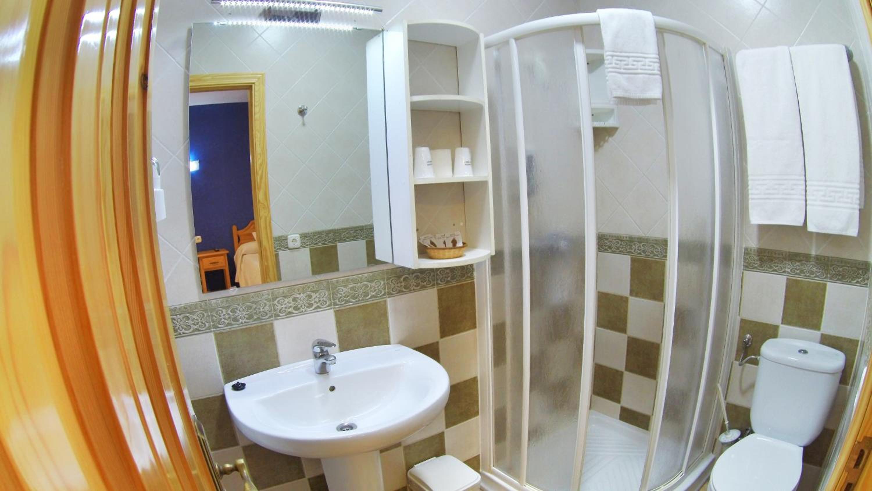 Triple Room - Photo 3