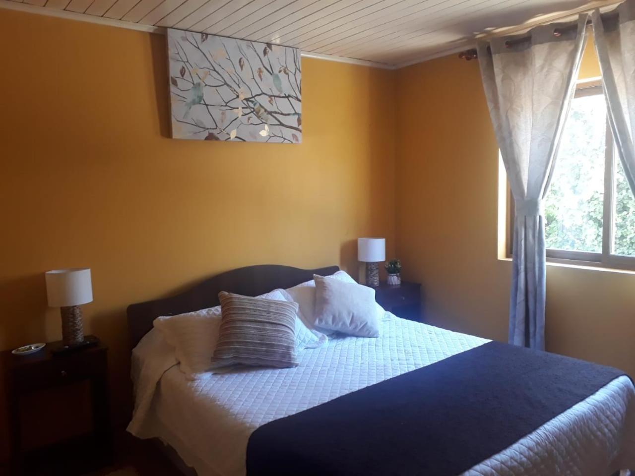 Standard Double Room with Shared Bathroom photo 1
