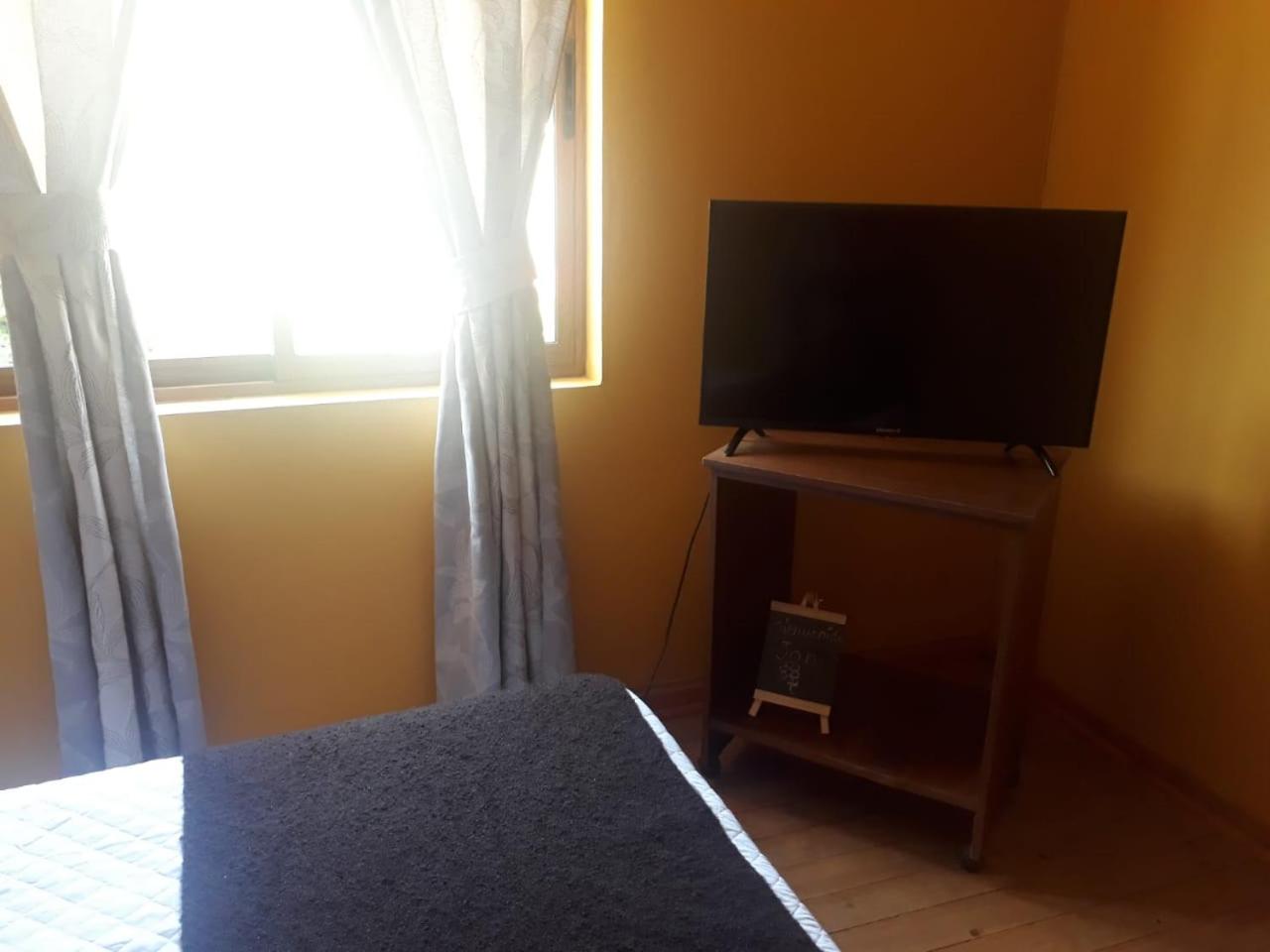 Standard Double Room with Shared Bathroom photo 2