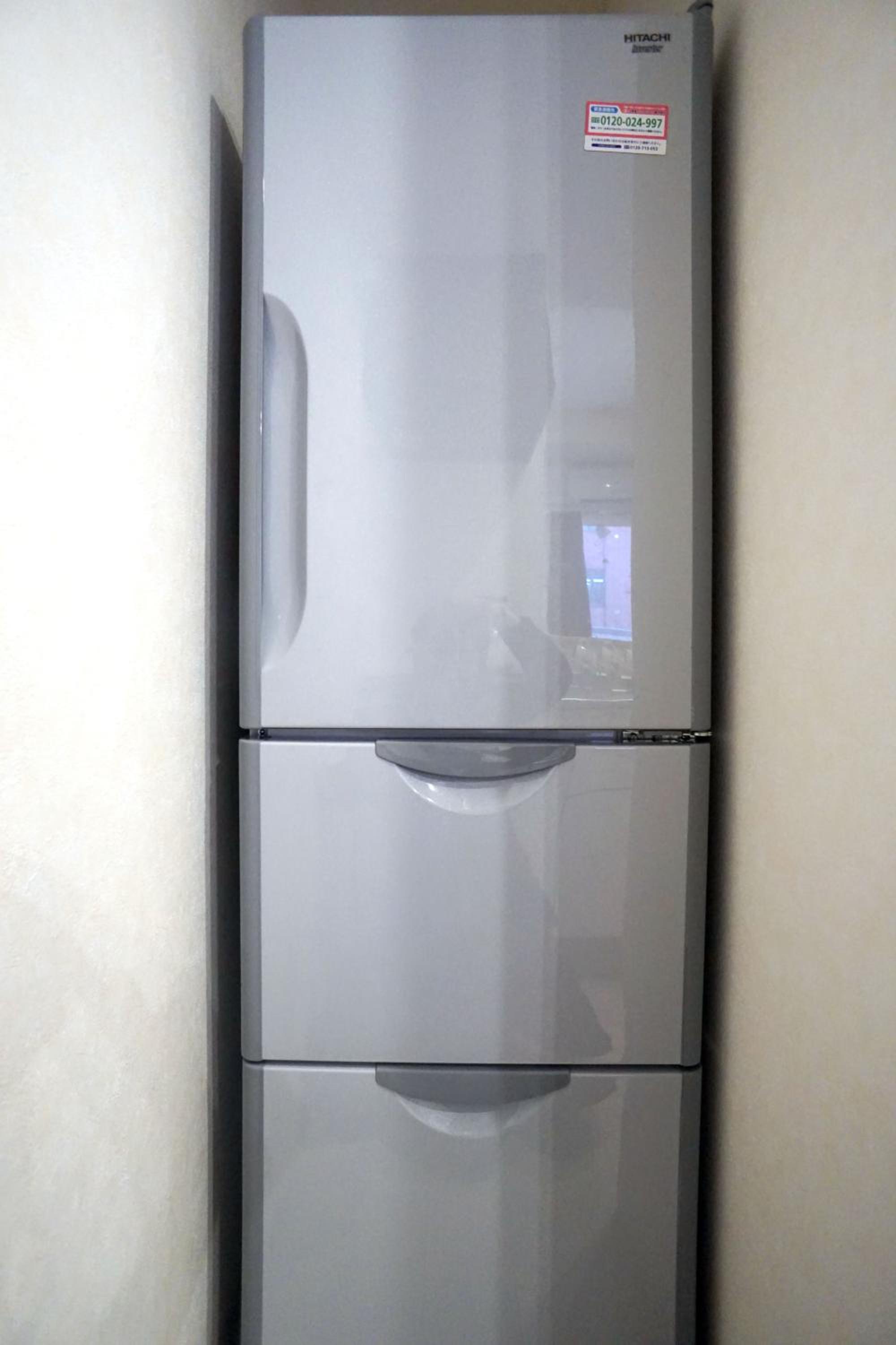 One-Bedroom Apartment - Photo 2