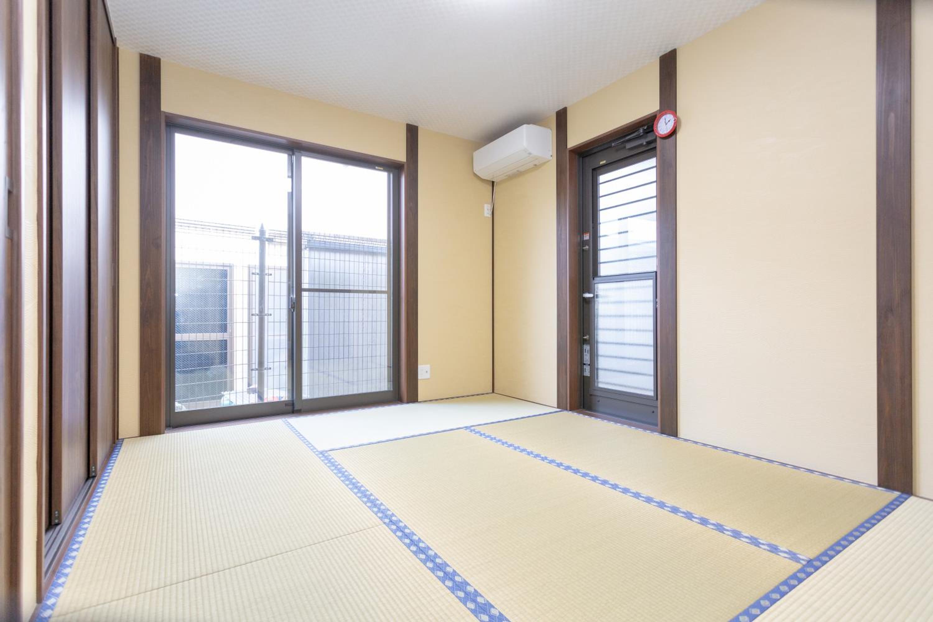 Three-Bedroom House - Photo 101