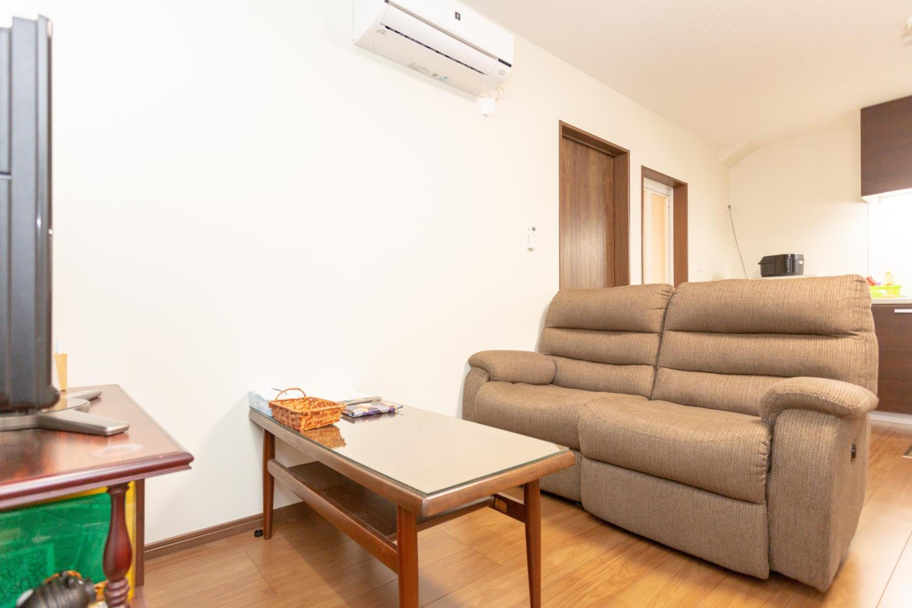 Three-Bedroom House - Photo 206