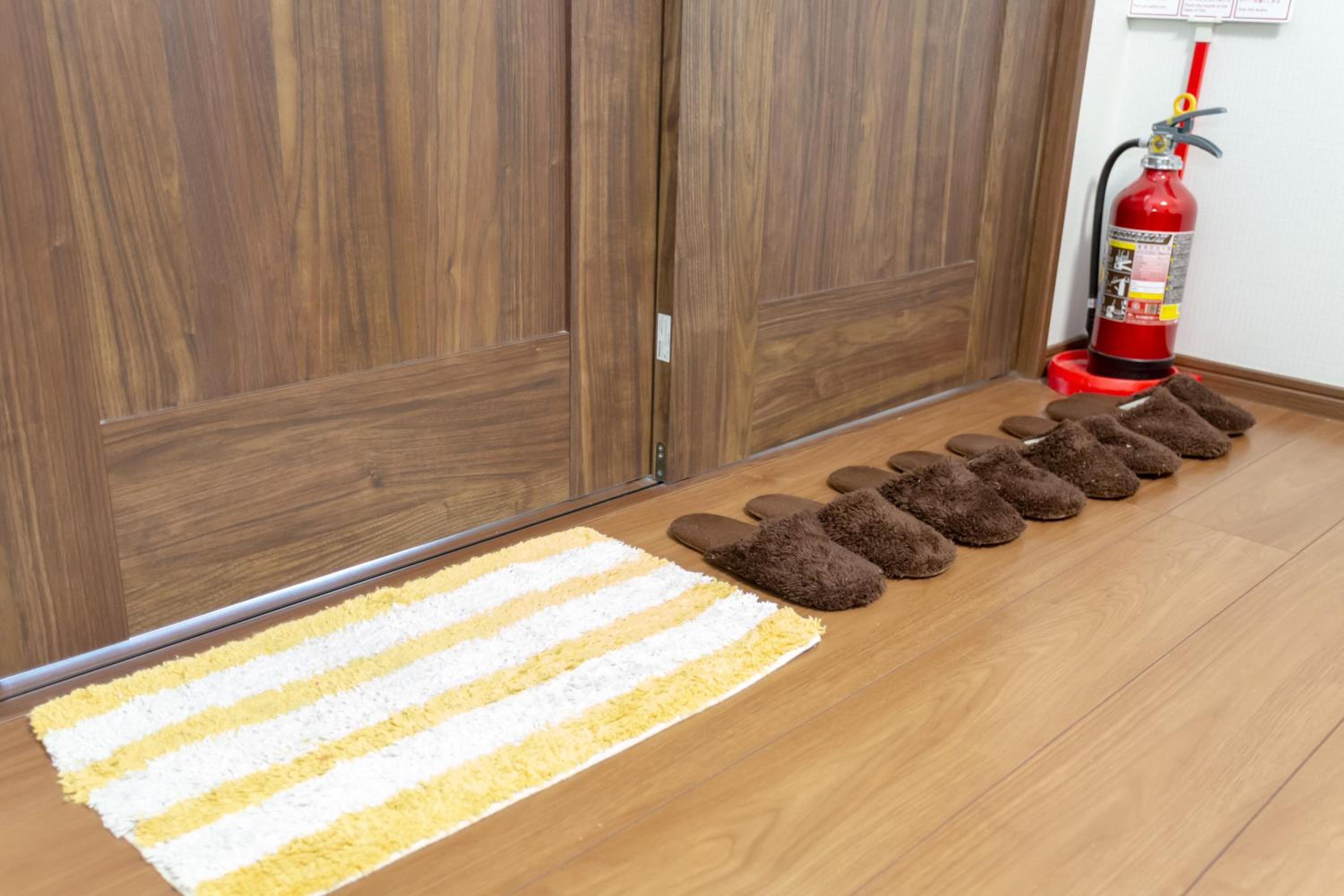 Three-Bedroom House - Photo 200