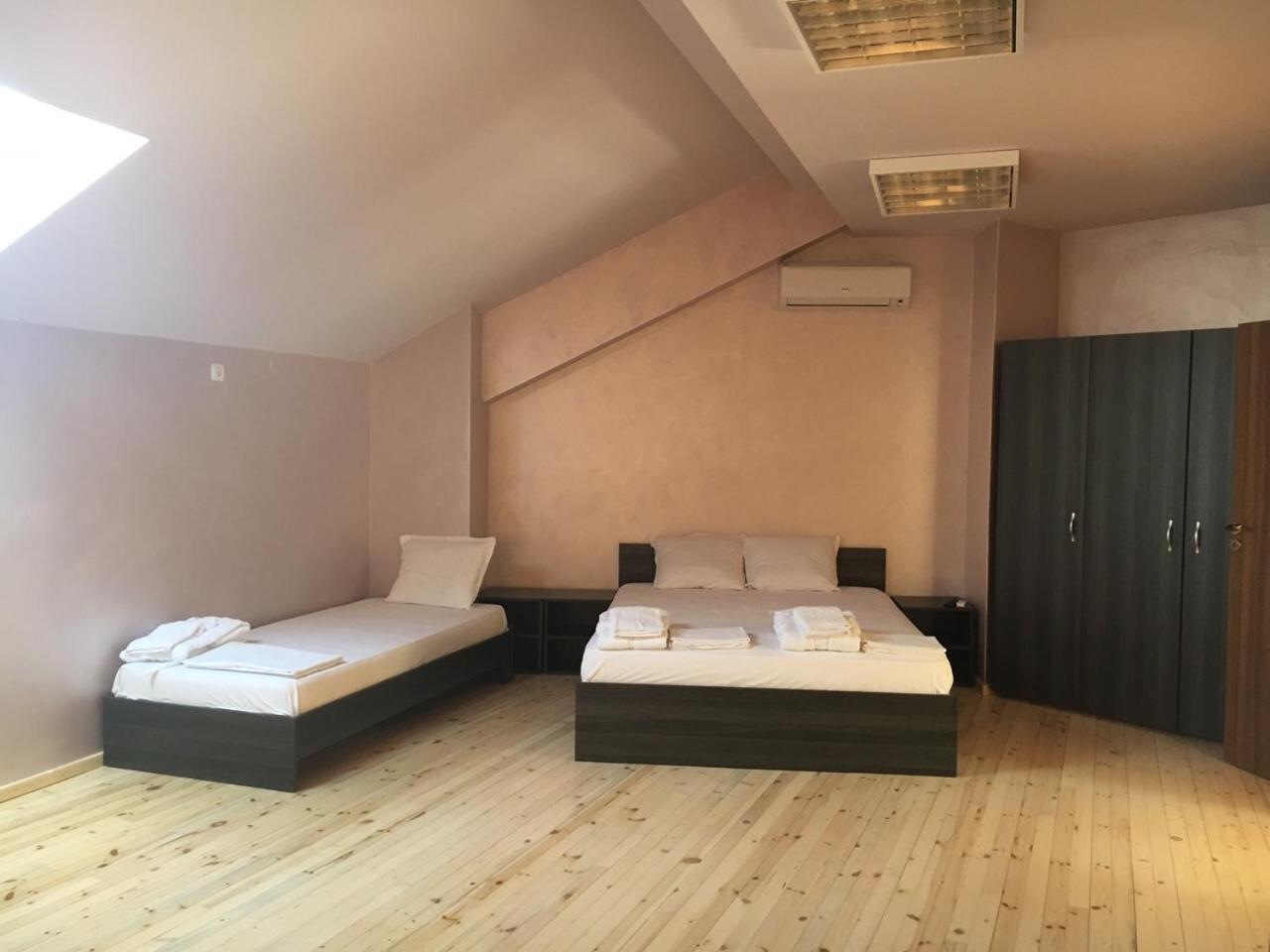 Triple Room with Shared Toilet