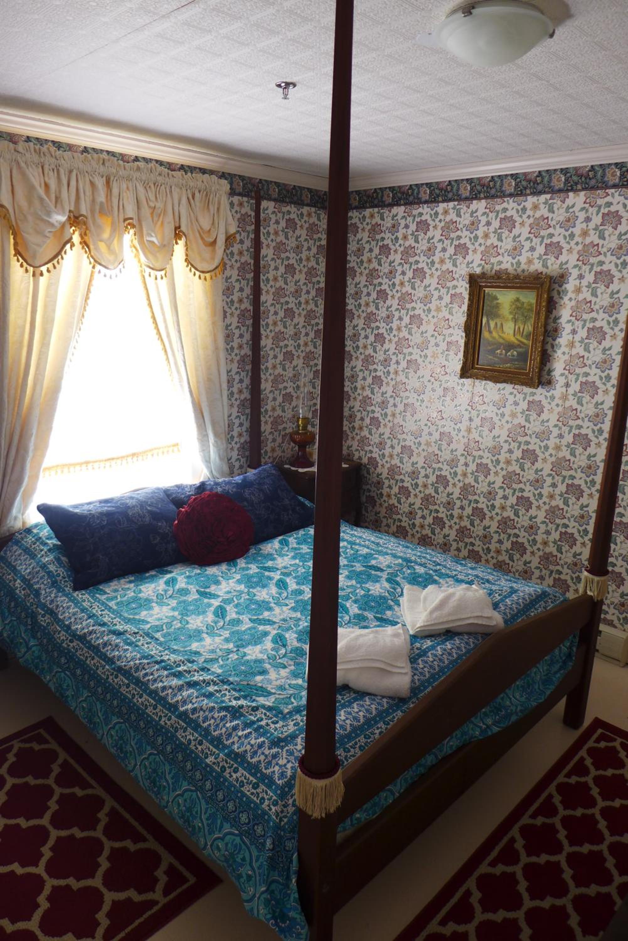 Deluxe Queen Room photo 2