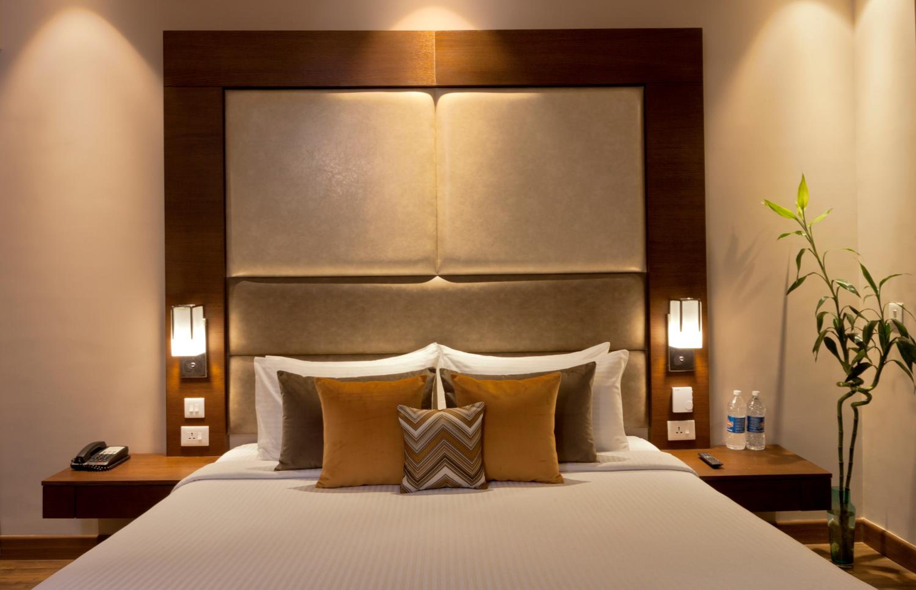 Executive Suite  with 20% Off SPA, 25% Off F&B, 20% Off on Laundry, High Tea with Snacks from 03:00 to 05:00 PM, Happy Hours IMFL 1+1 from 5:00 to 9:00 PM, Early Check-In - Late Check-Out Subject to availability, Room Upgrade subject to availability photo 3