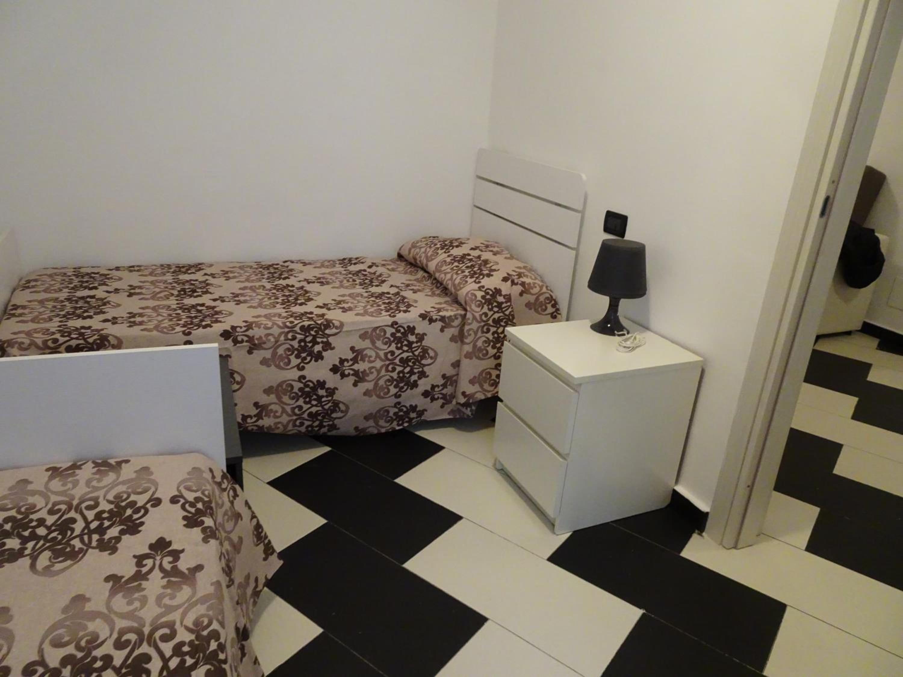 Two-Bedroom Apartment - Photo 16