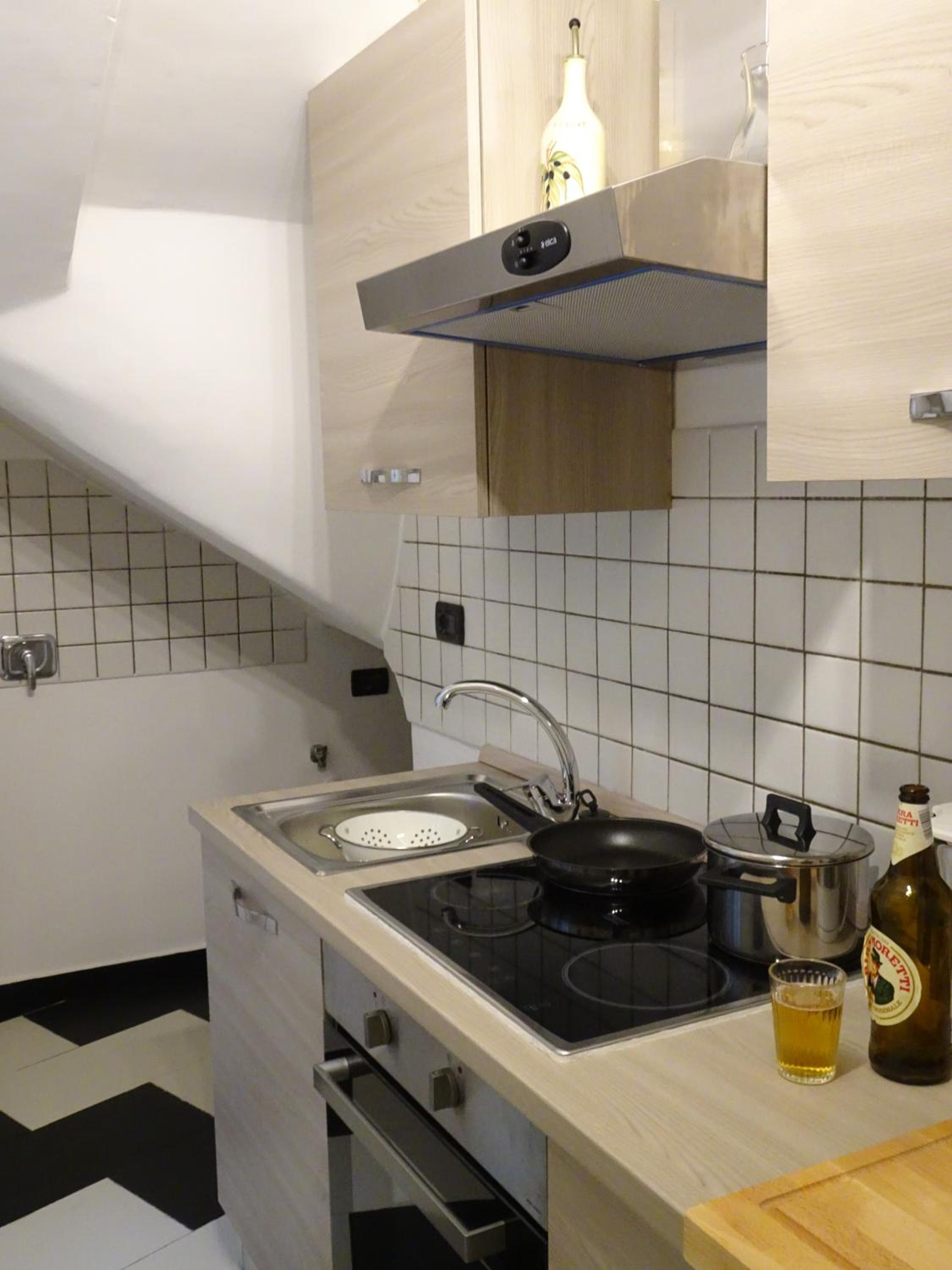 Two-Bedroom Apartment - Photo 19
