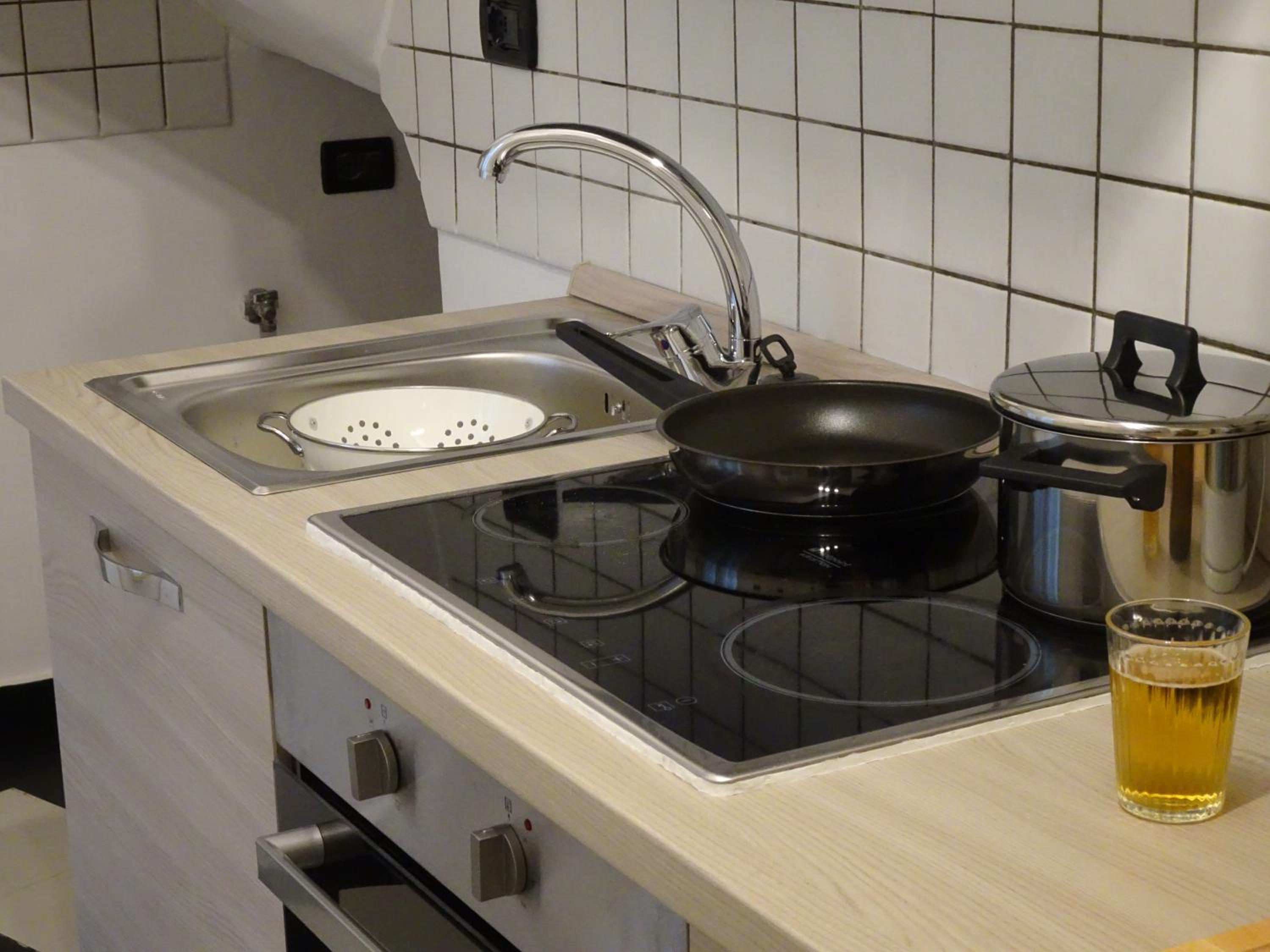 Two-Bedroom Apartment - Photo 20