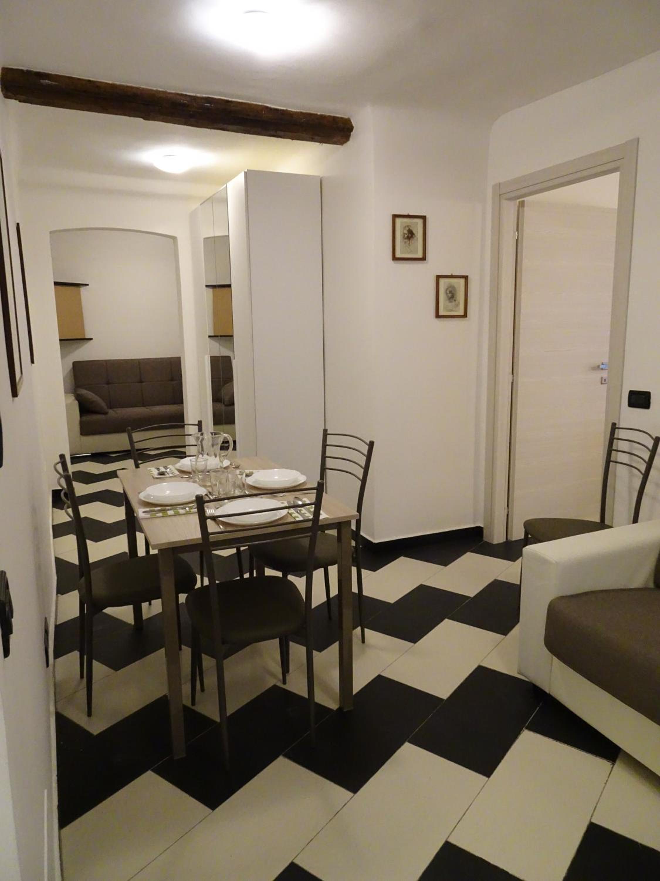 Two-Bedroom Apartment - Photo 21