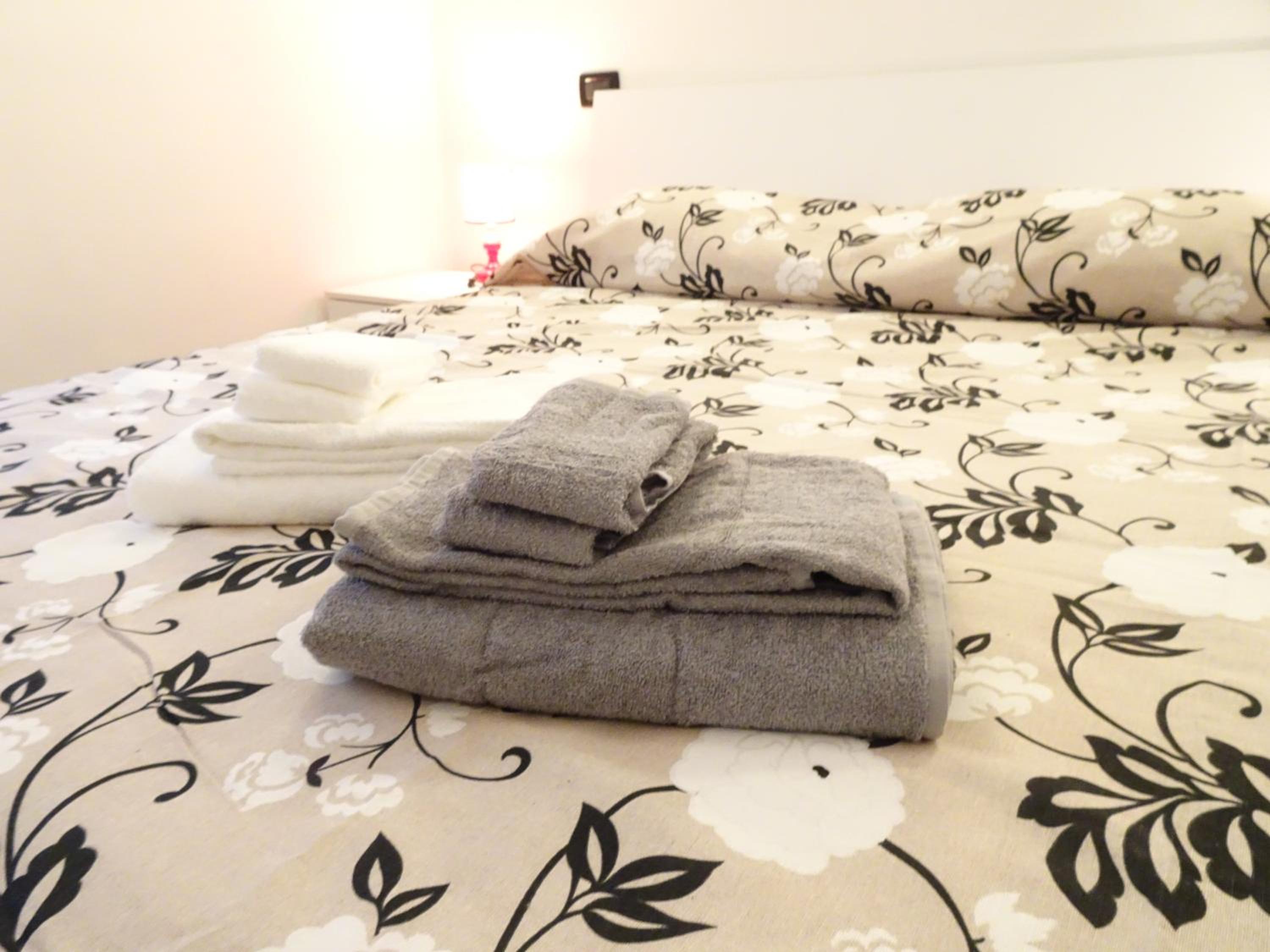 Two-Bedroom Apartment - Photo 1