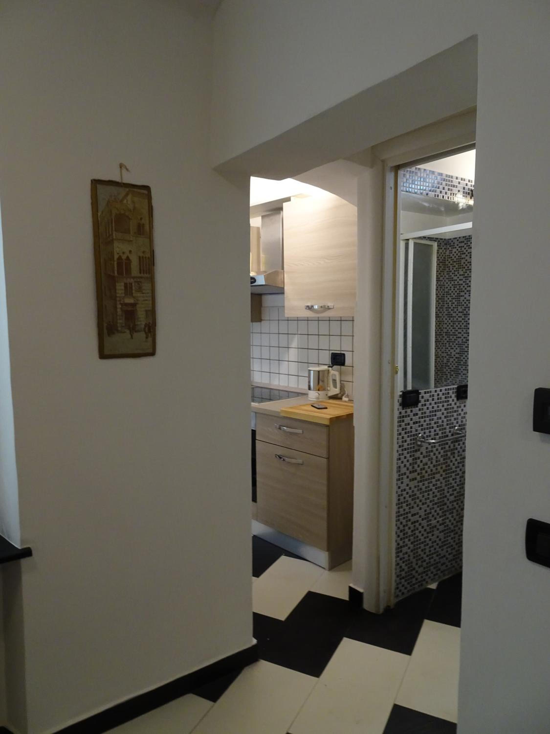 Two-Bedroom Apartment - Photo 35