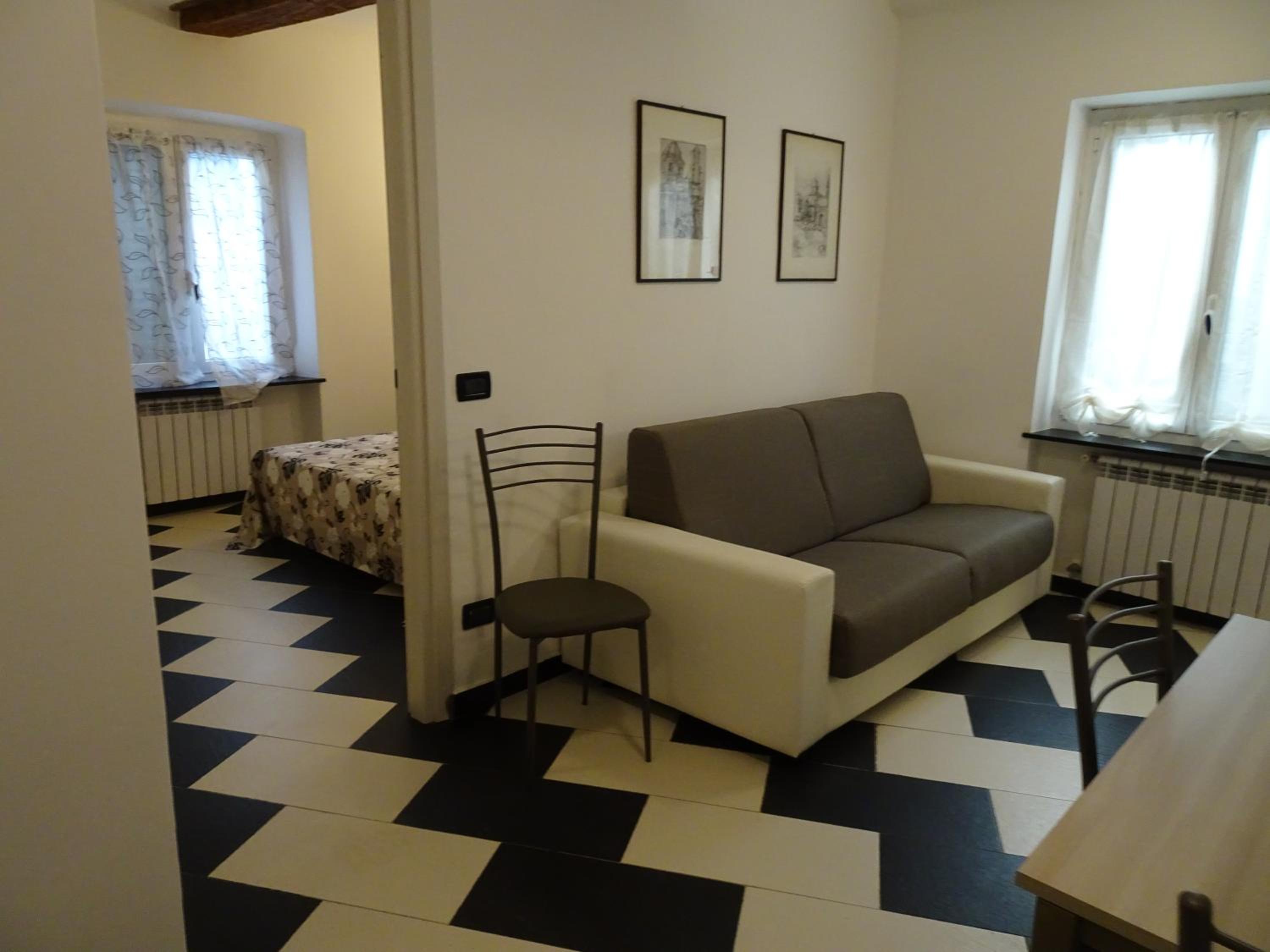 Two-Bedroom Apartment - Photo 36