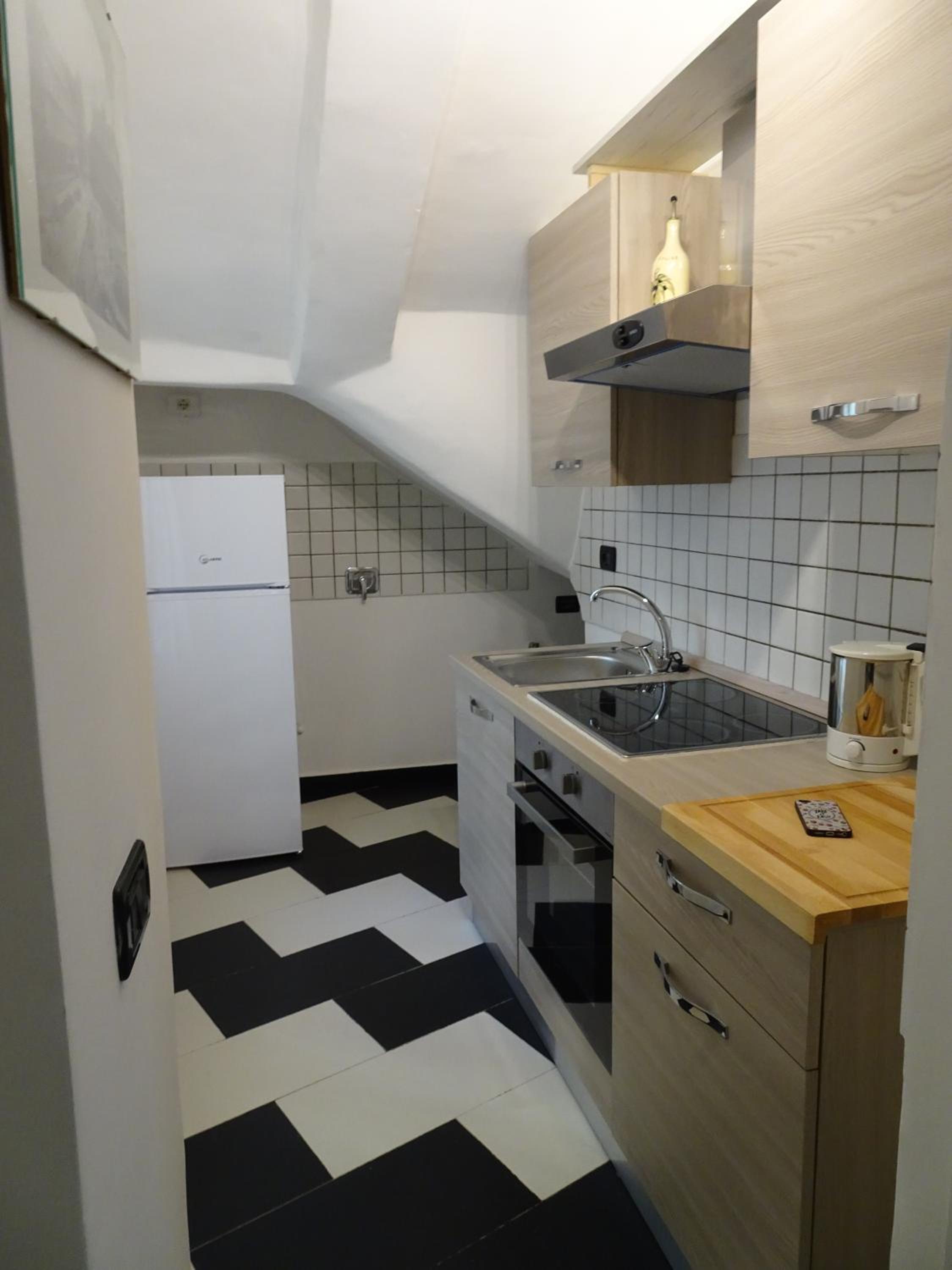 Two-Bedroom Apartment - Photo 40