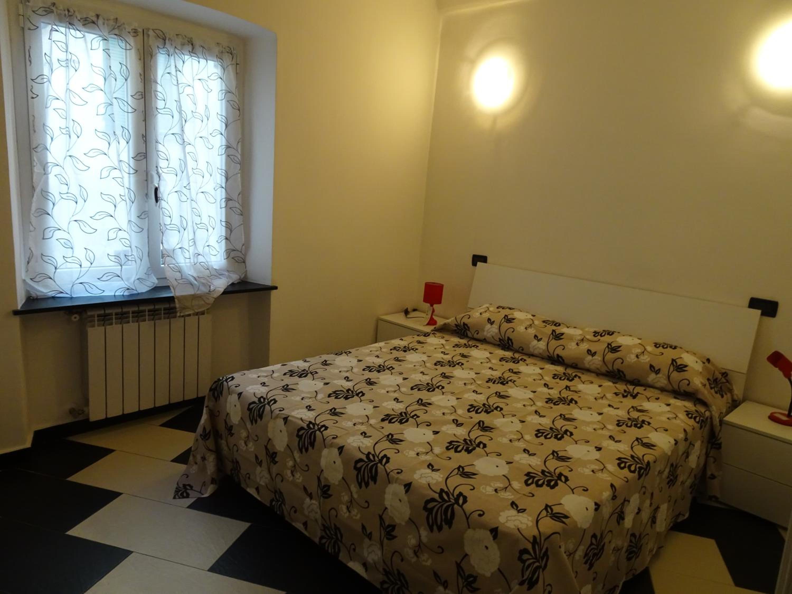 Two-Bedroom Apartment - Photo 41