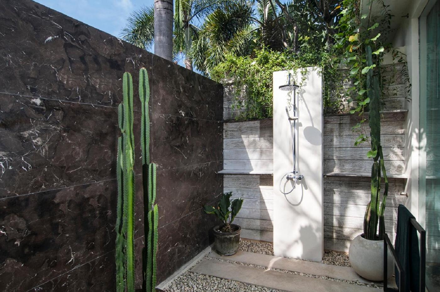 Premium Two-Bedroom Villa with Private Pool - Photo 13