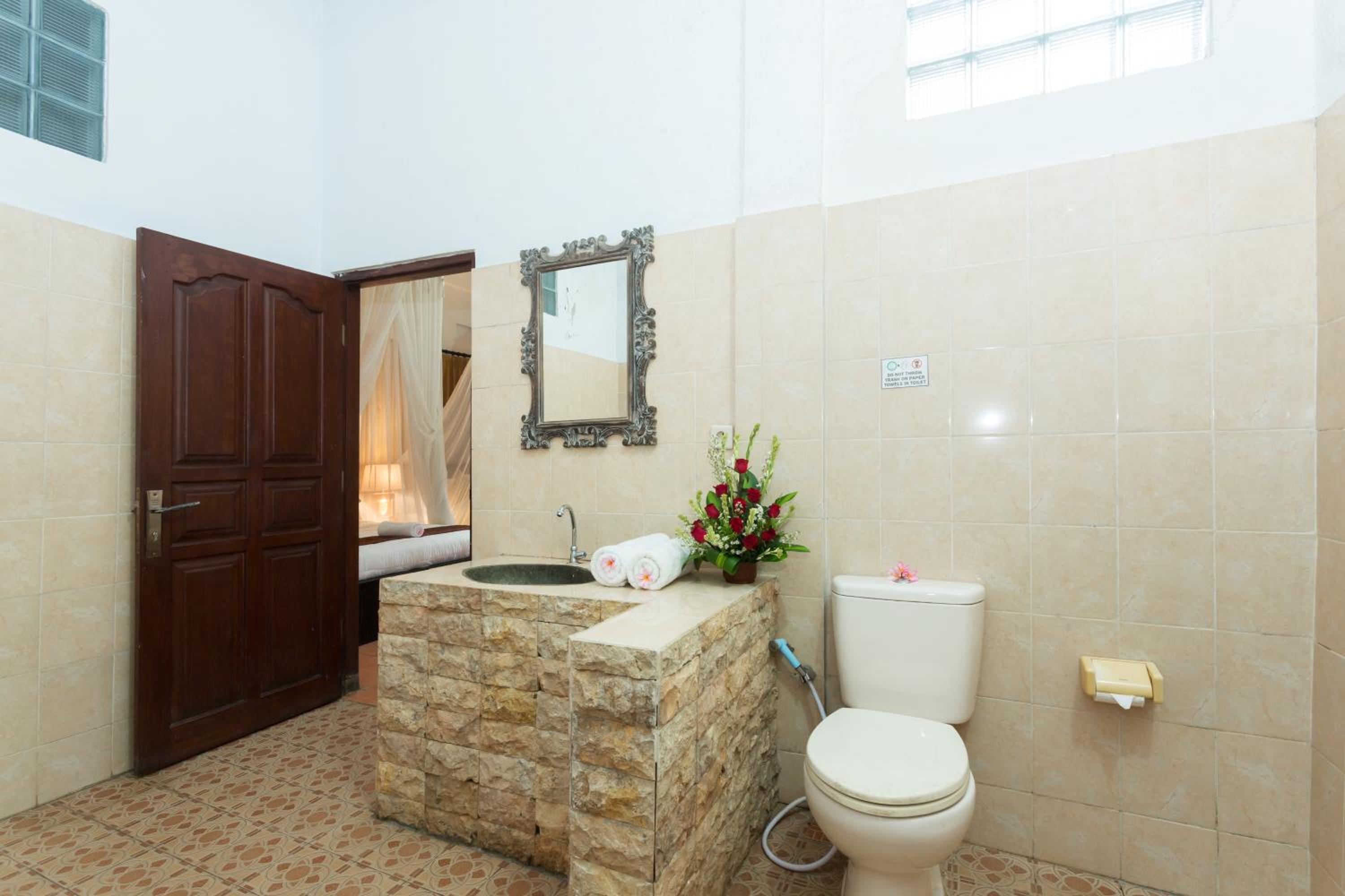 Deluxe Quadruple Room - Photo 14