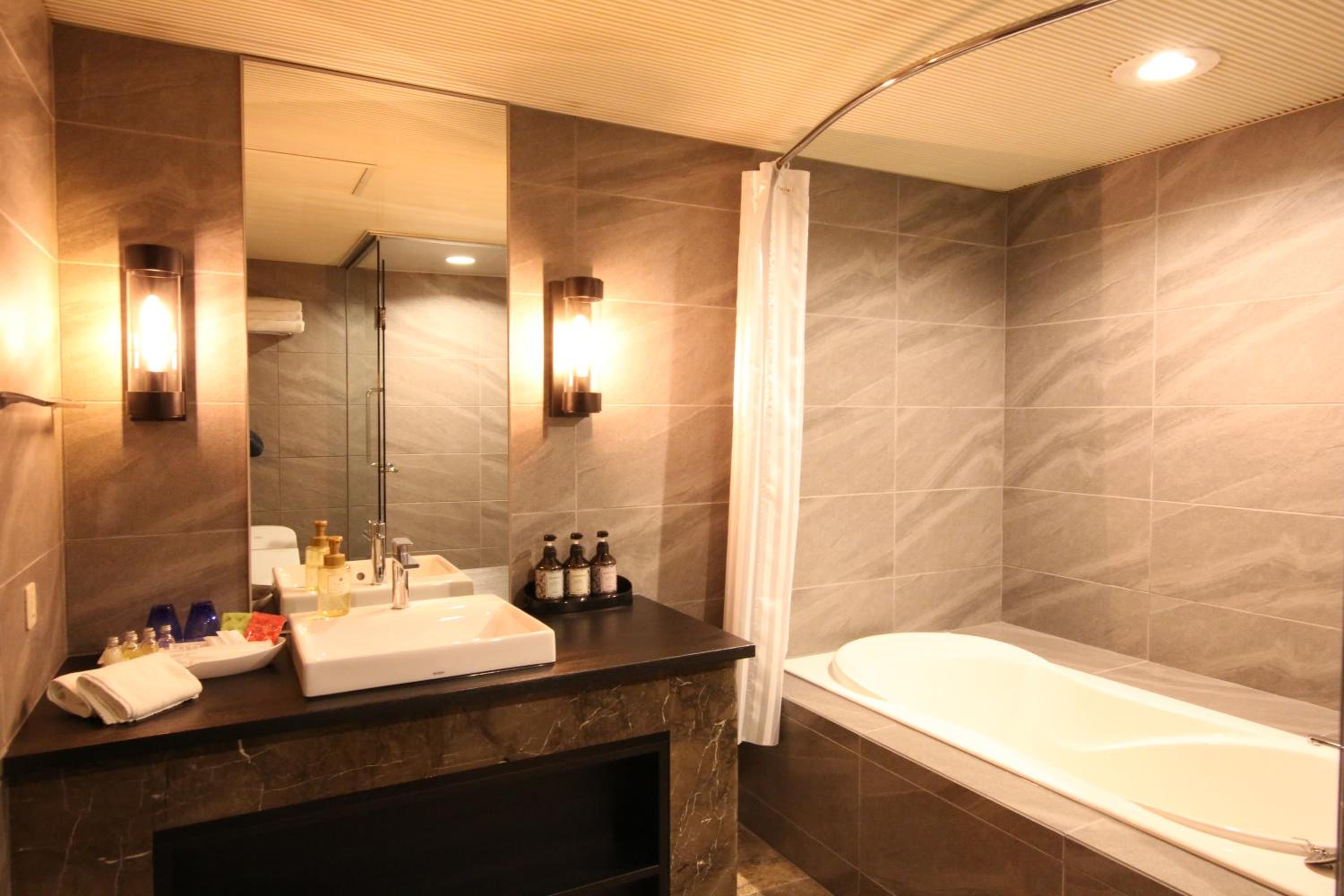 Grand Twin Room - Non-Smoking - Photo 3