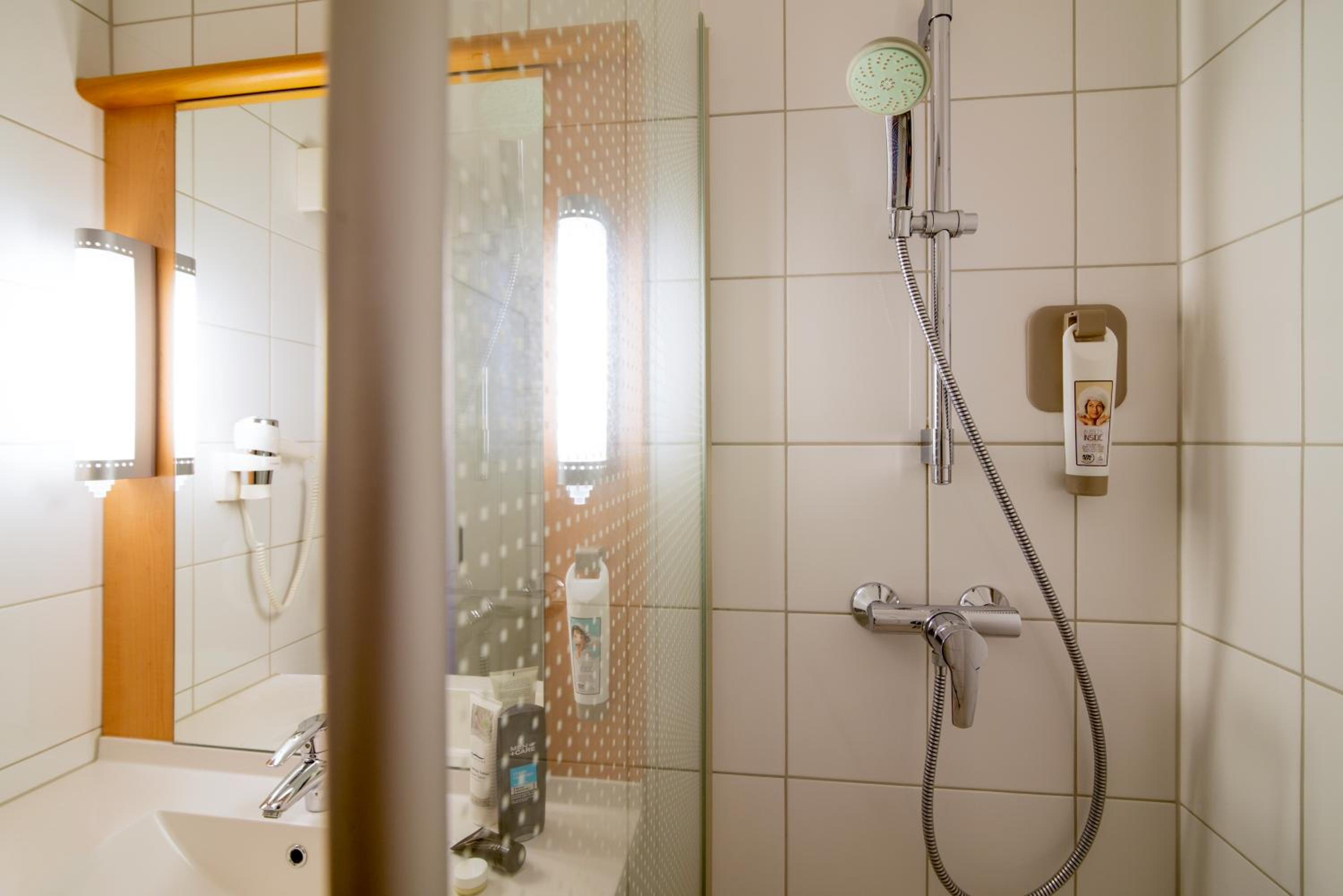 Double Room - Photo 4