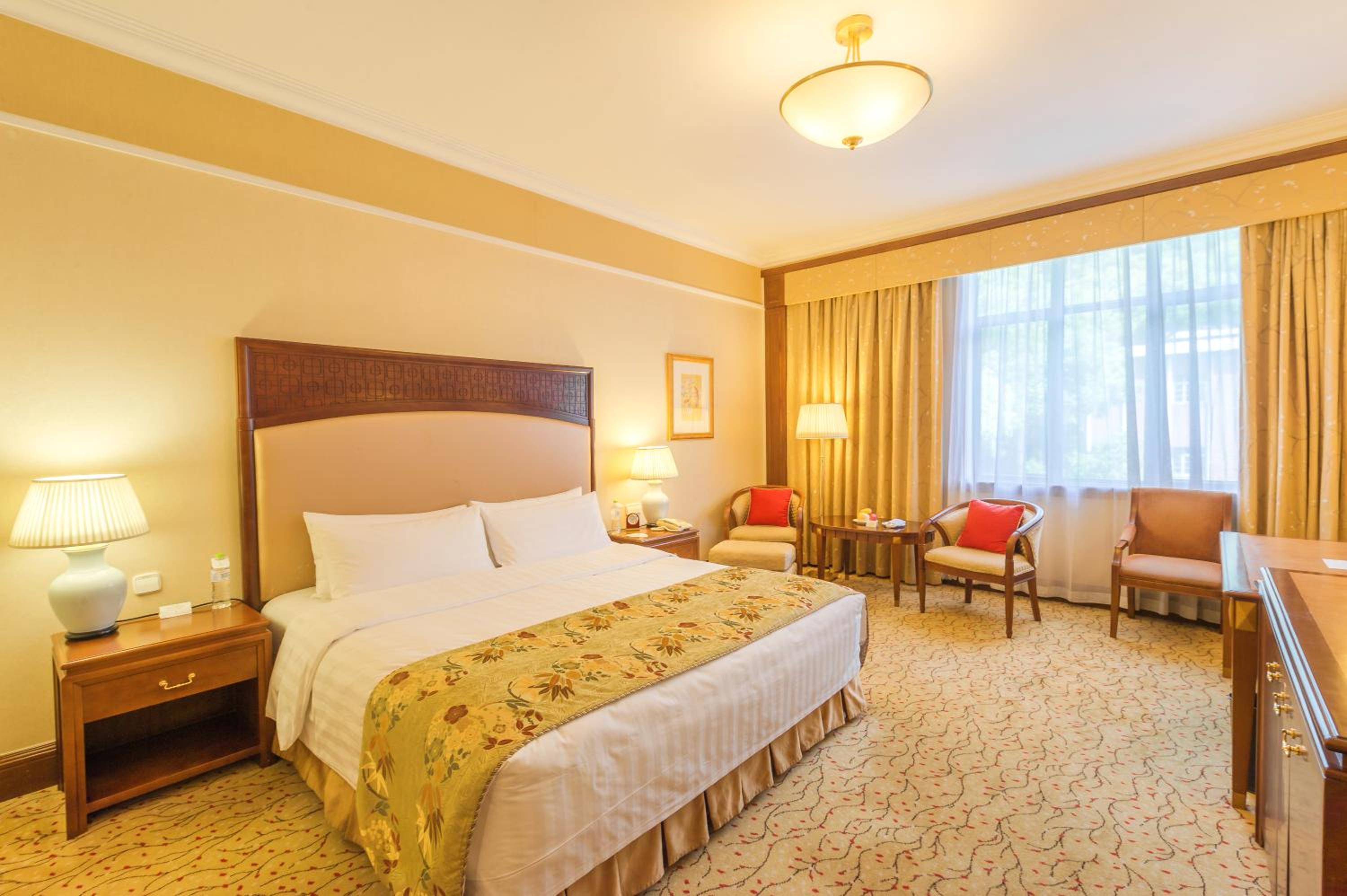 Hill view King Bed Room - Photo 3