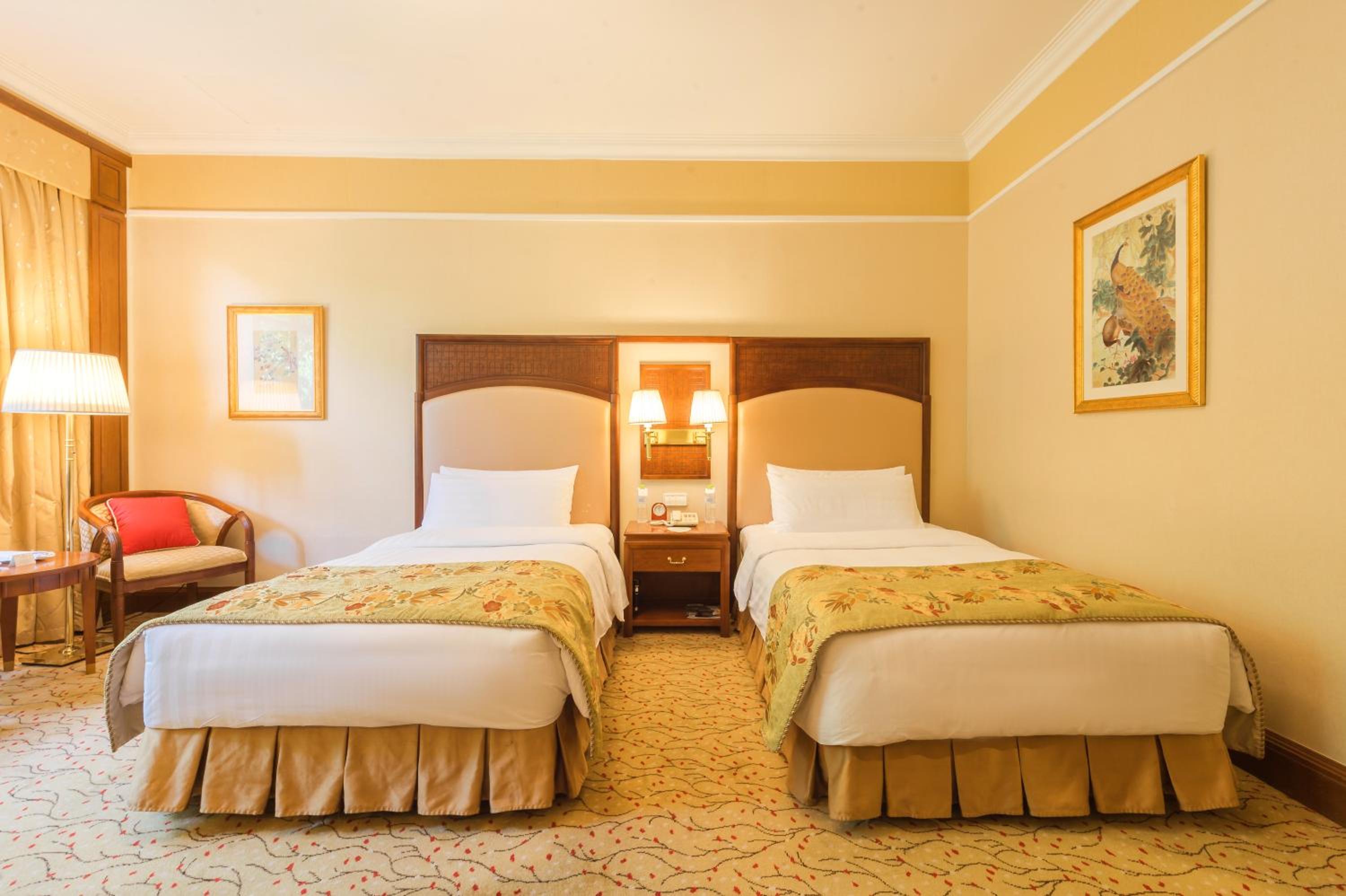 Hill view Twin Bed Room - Photo 2