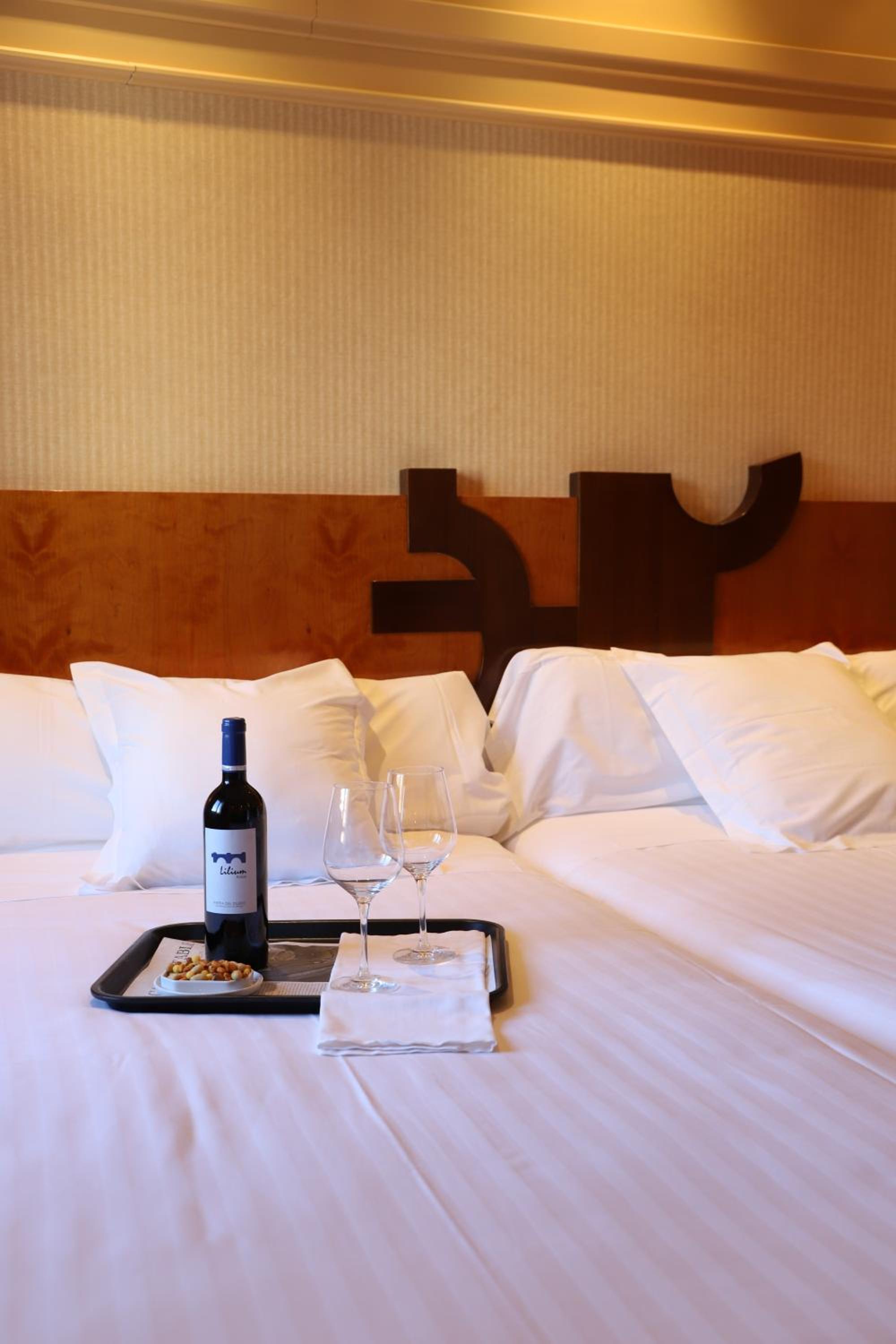 Olid Room
