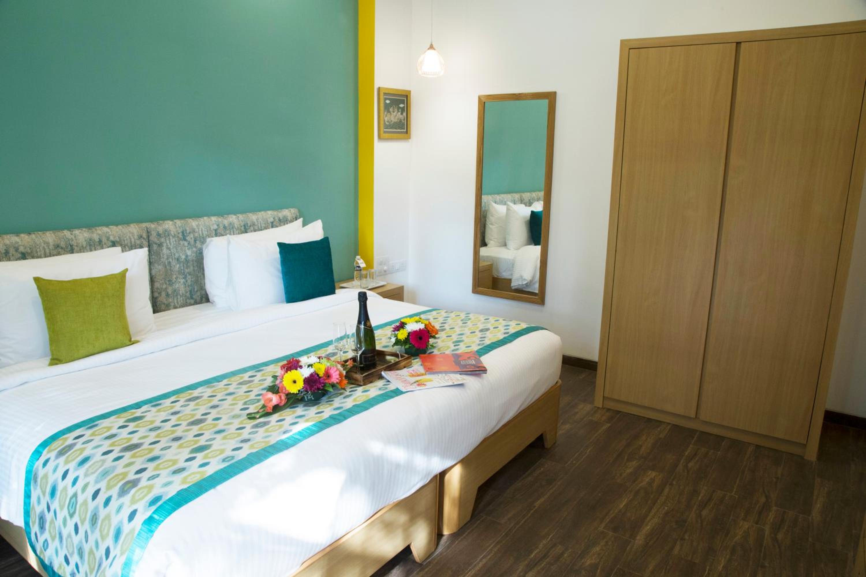 Courtyard View Room photo 2