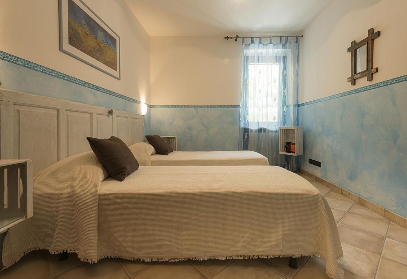 Double or Twin Room with Private External Bathroom