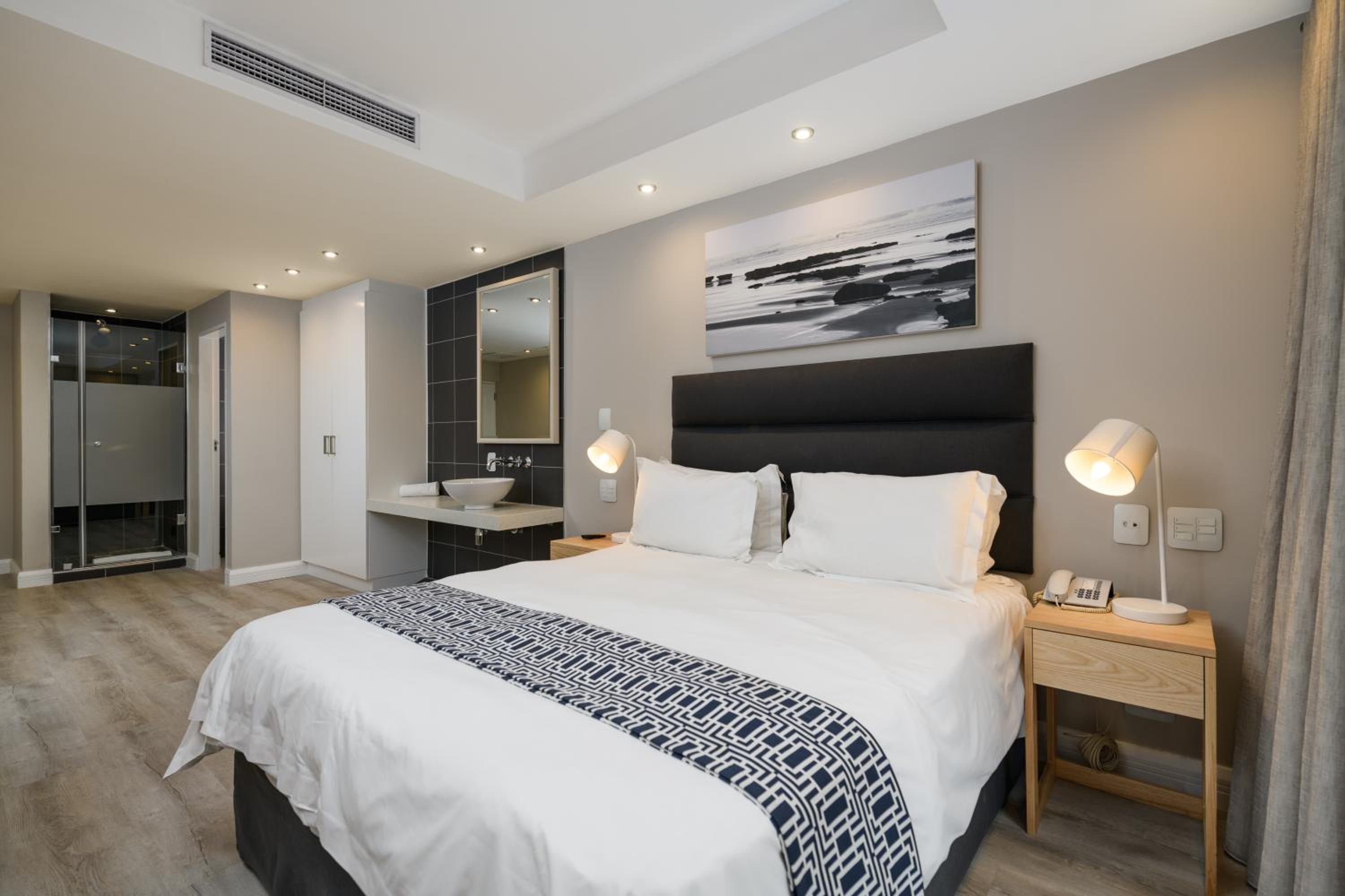 Classic Room - Photo 1