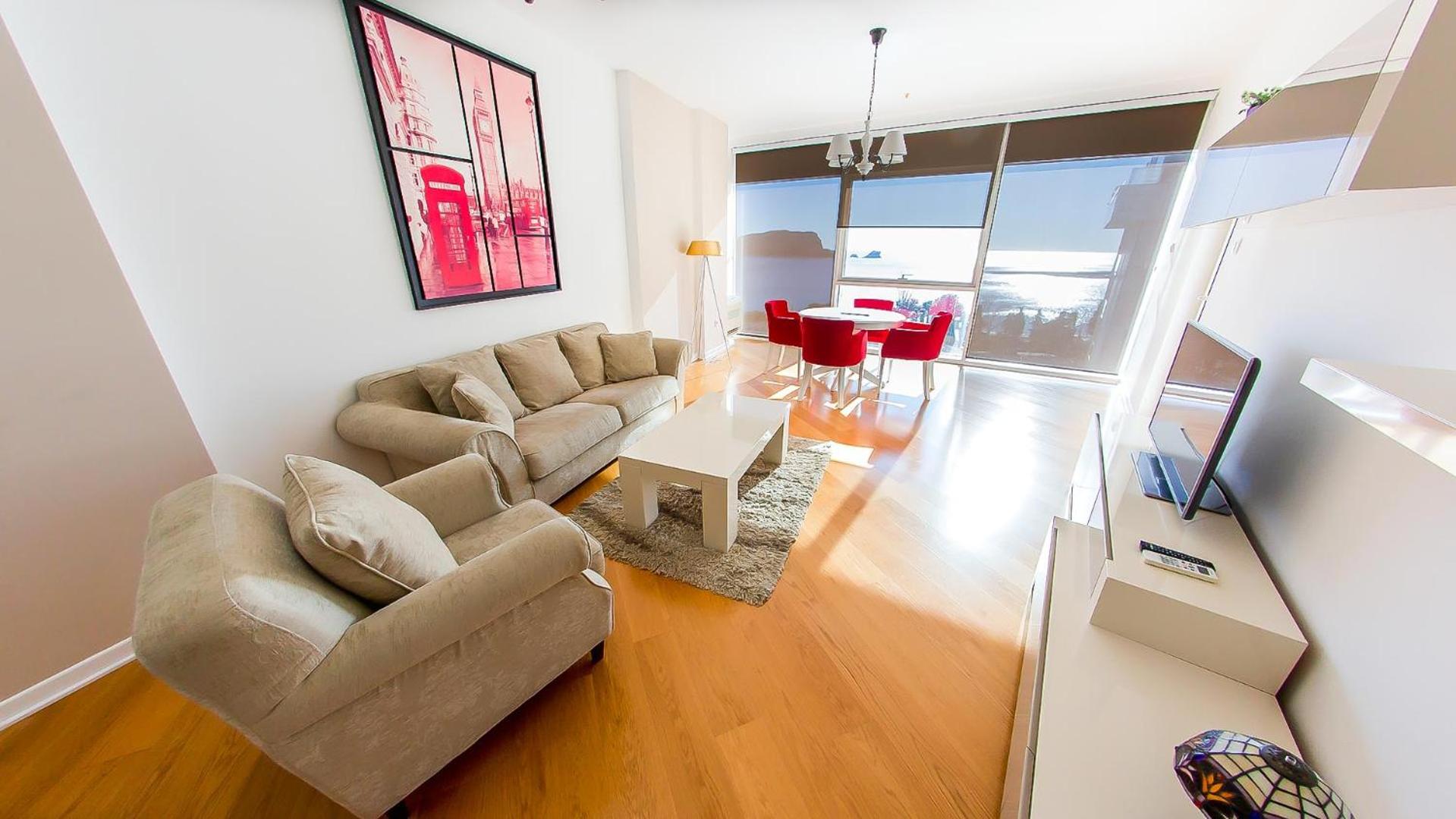 One-Bedroom Apartment with Sea View