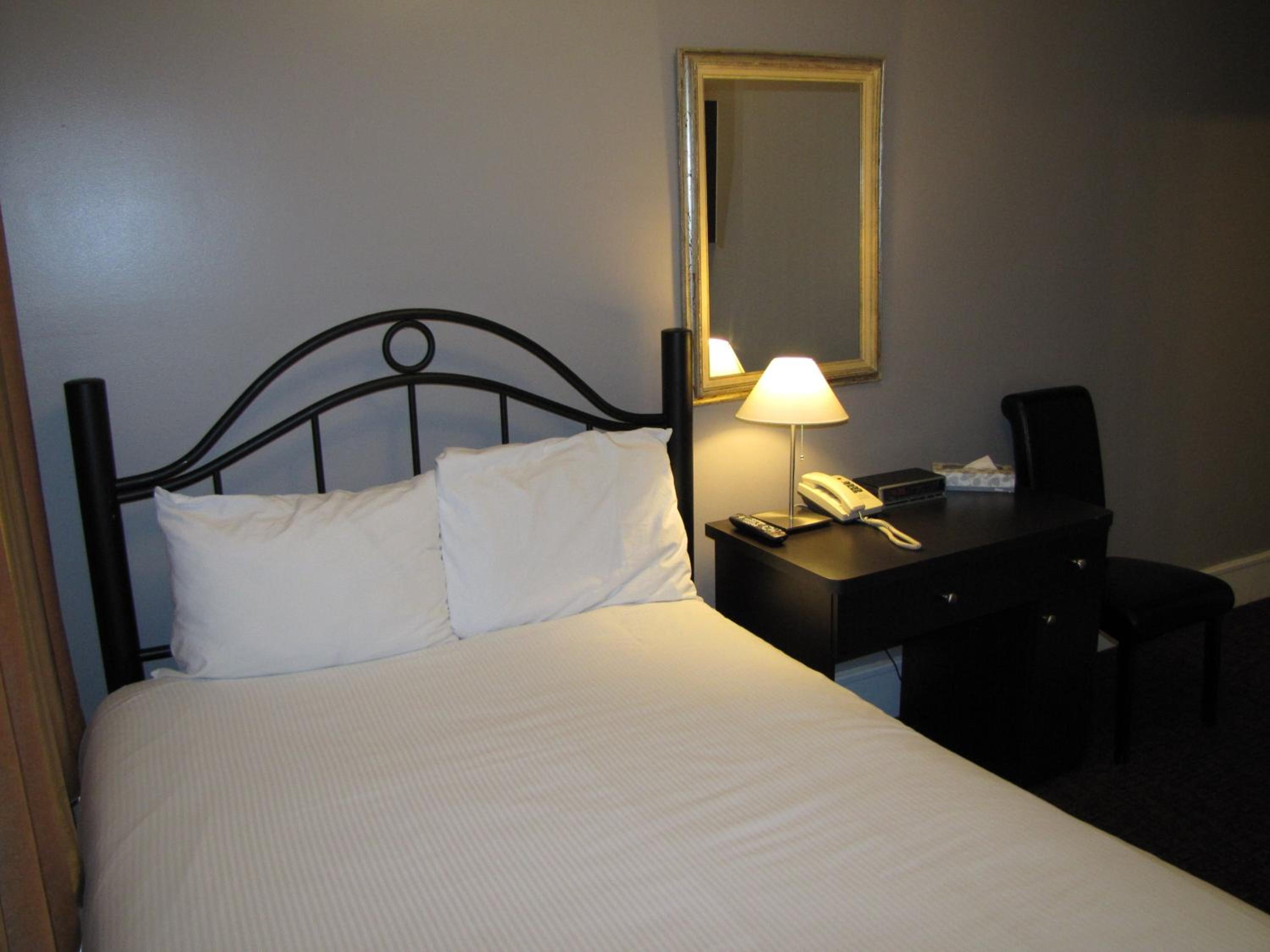 Barclay Hotel — photo 36