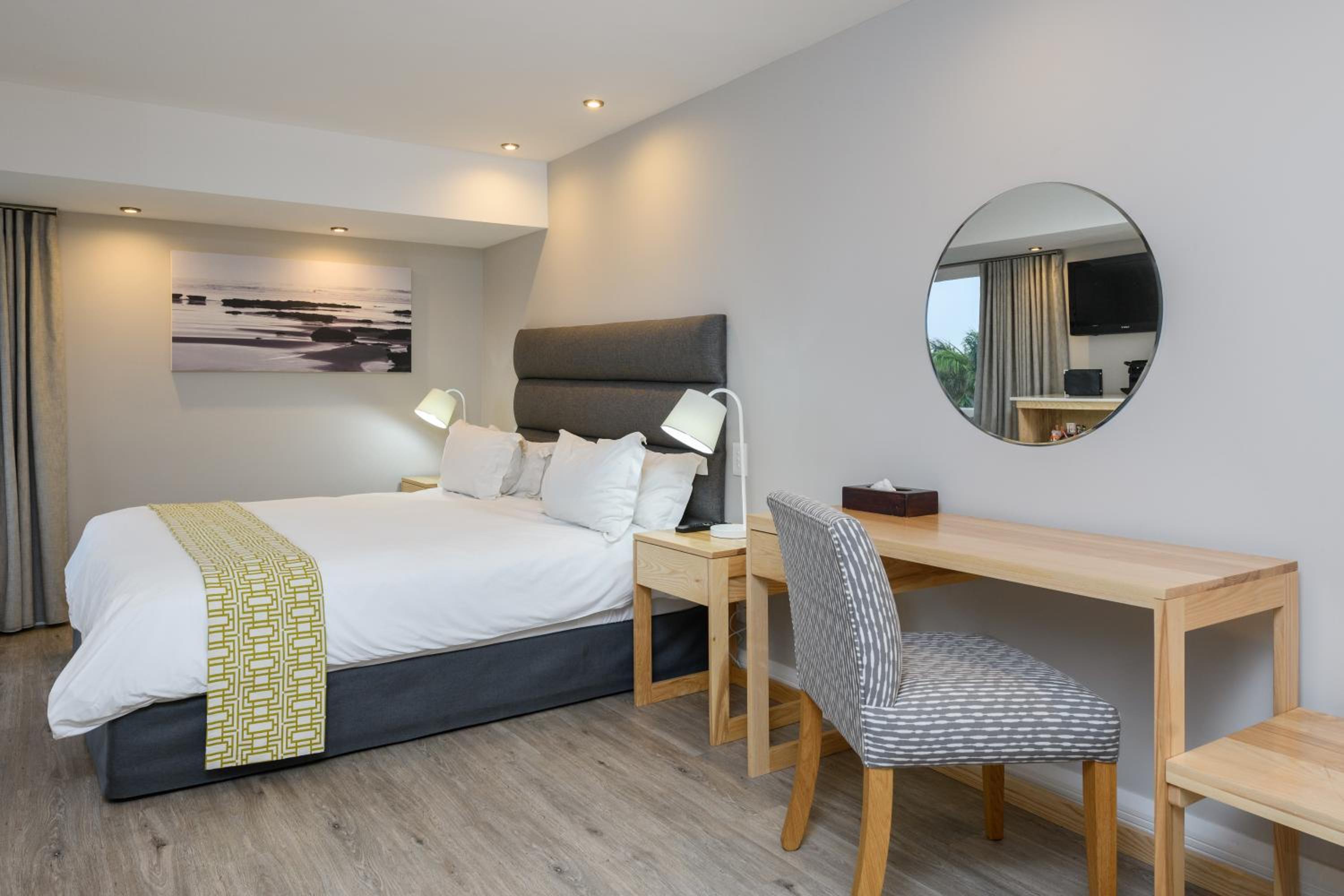 Deluxe Room - Photo 2