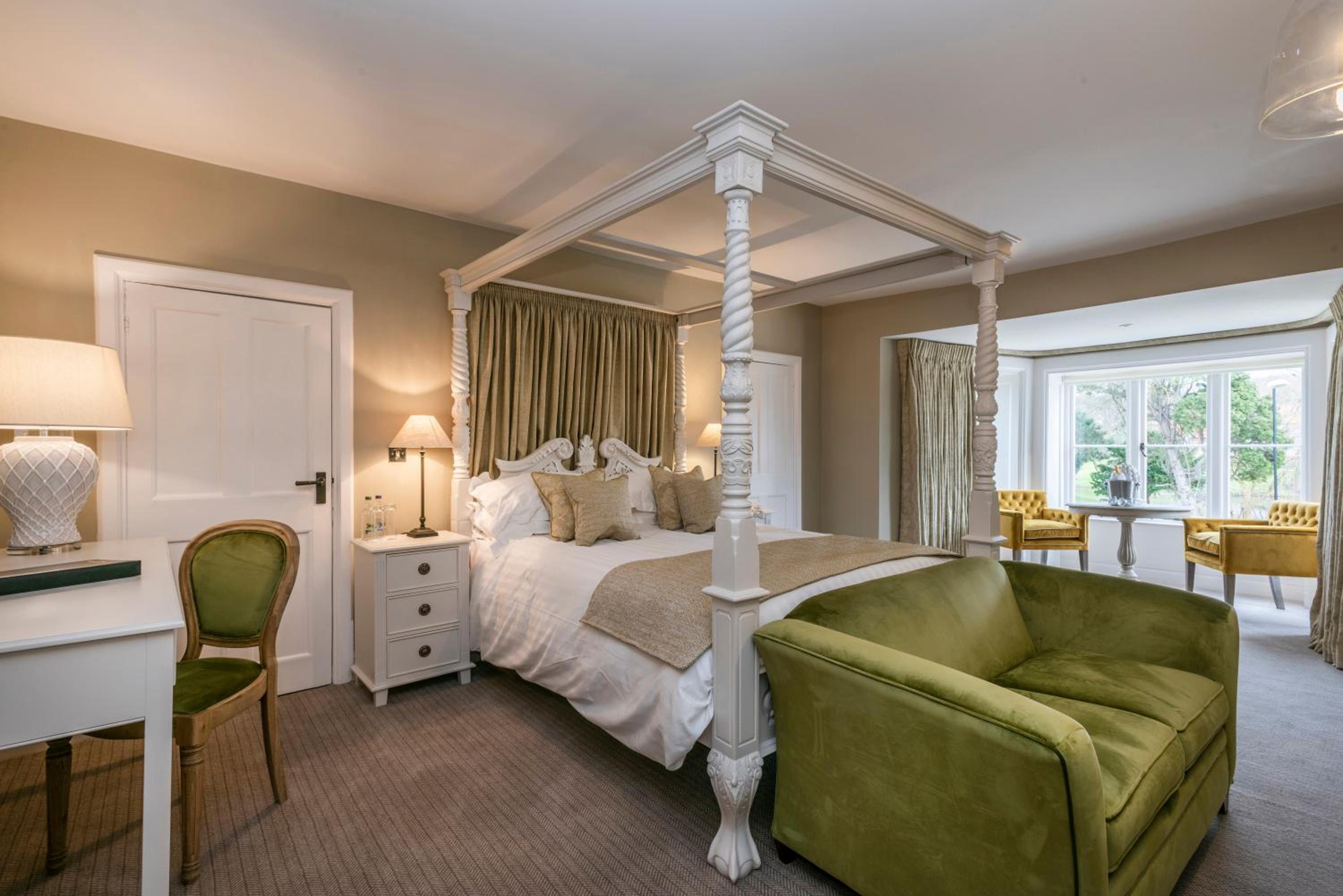 Manor Suite Double Room photo 2