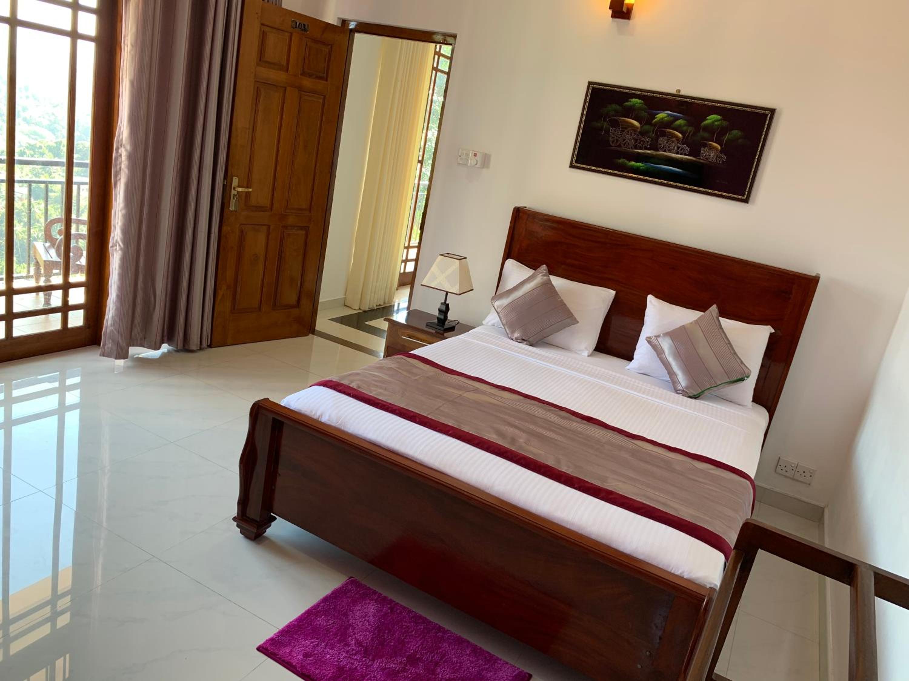 Deluxe Double Room with Balcony