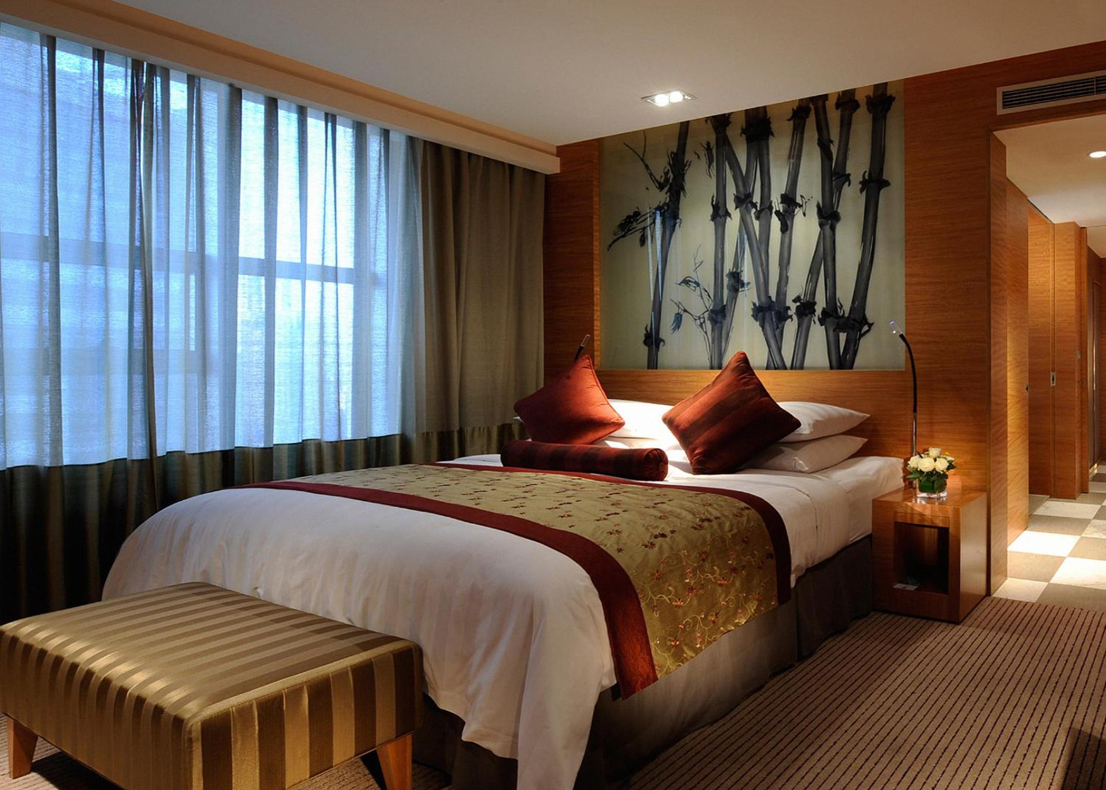 Deluxe Suite - Photo 6