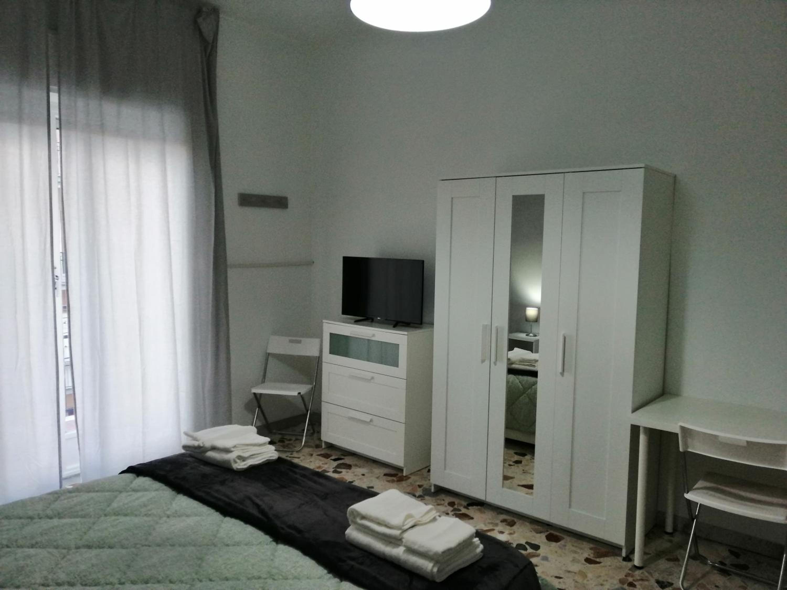 Quadruple Room with Private External Bathroom photo 1
