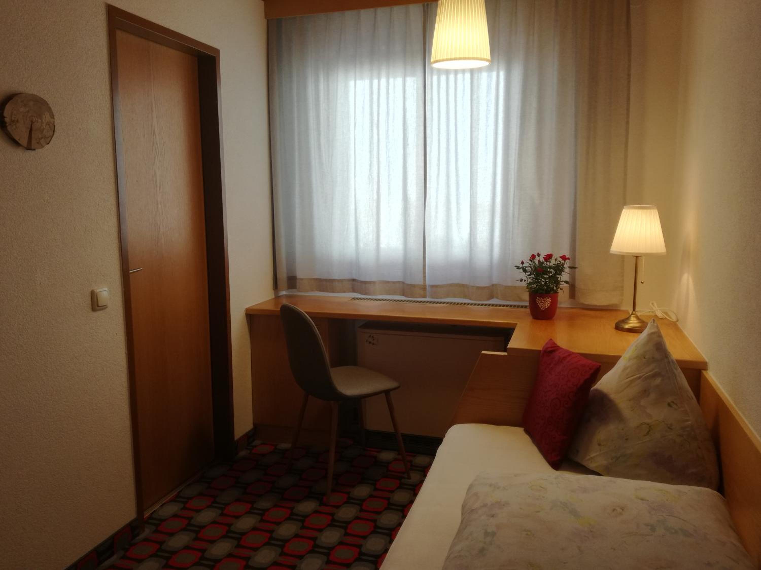 Single Room photo 2