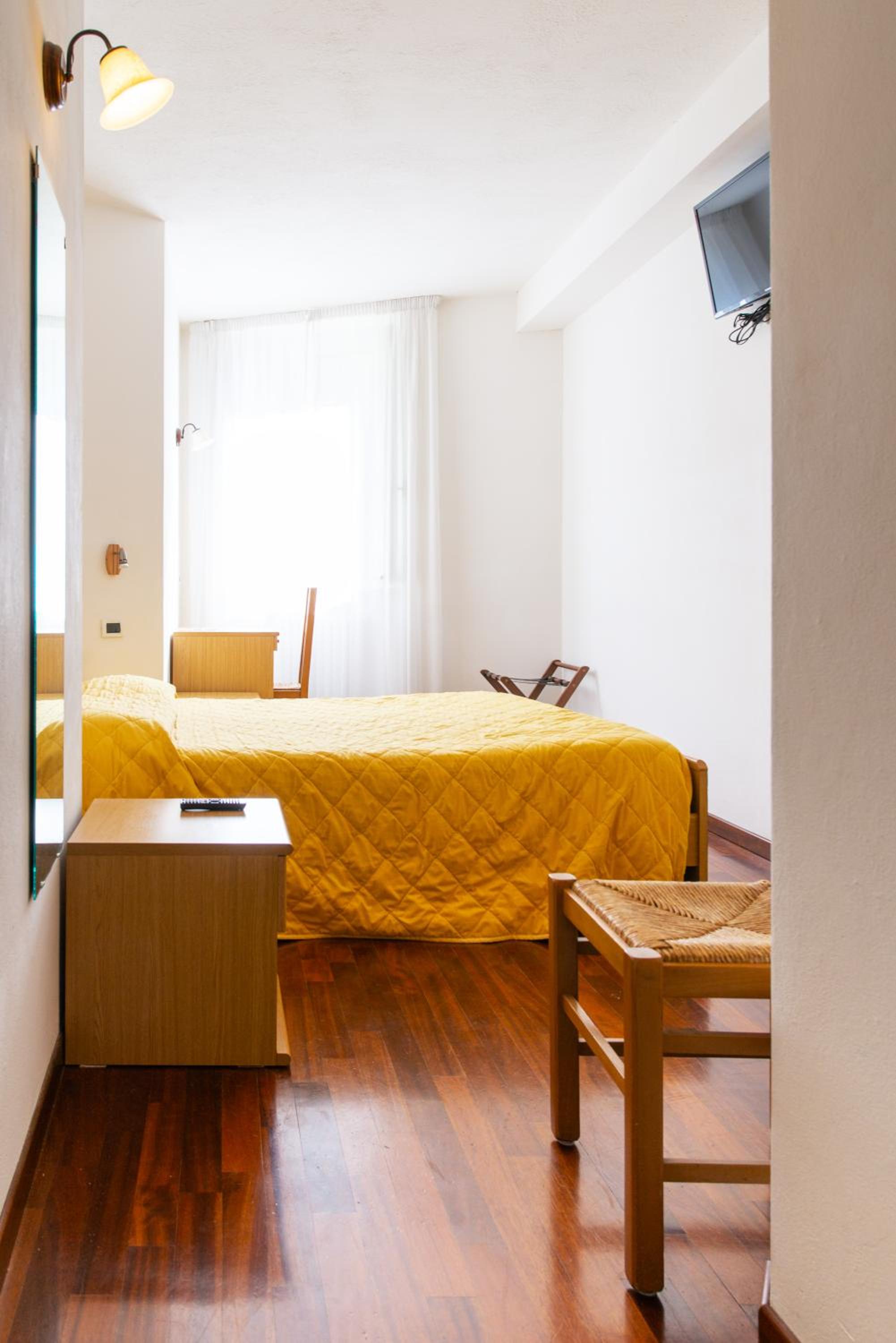 Double Room - Photo 1